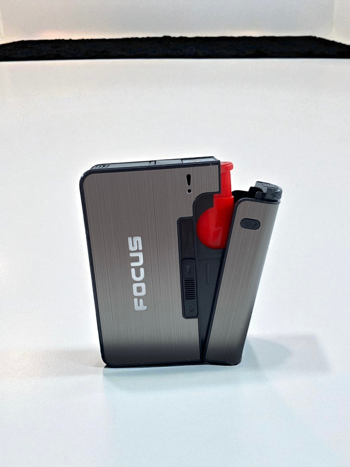 Focus Çakmaklı Gazlı Tabaka 8907