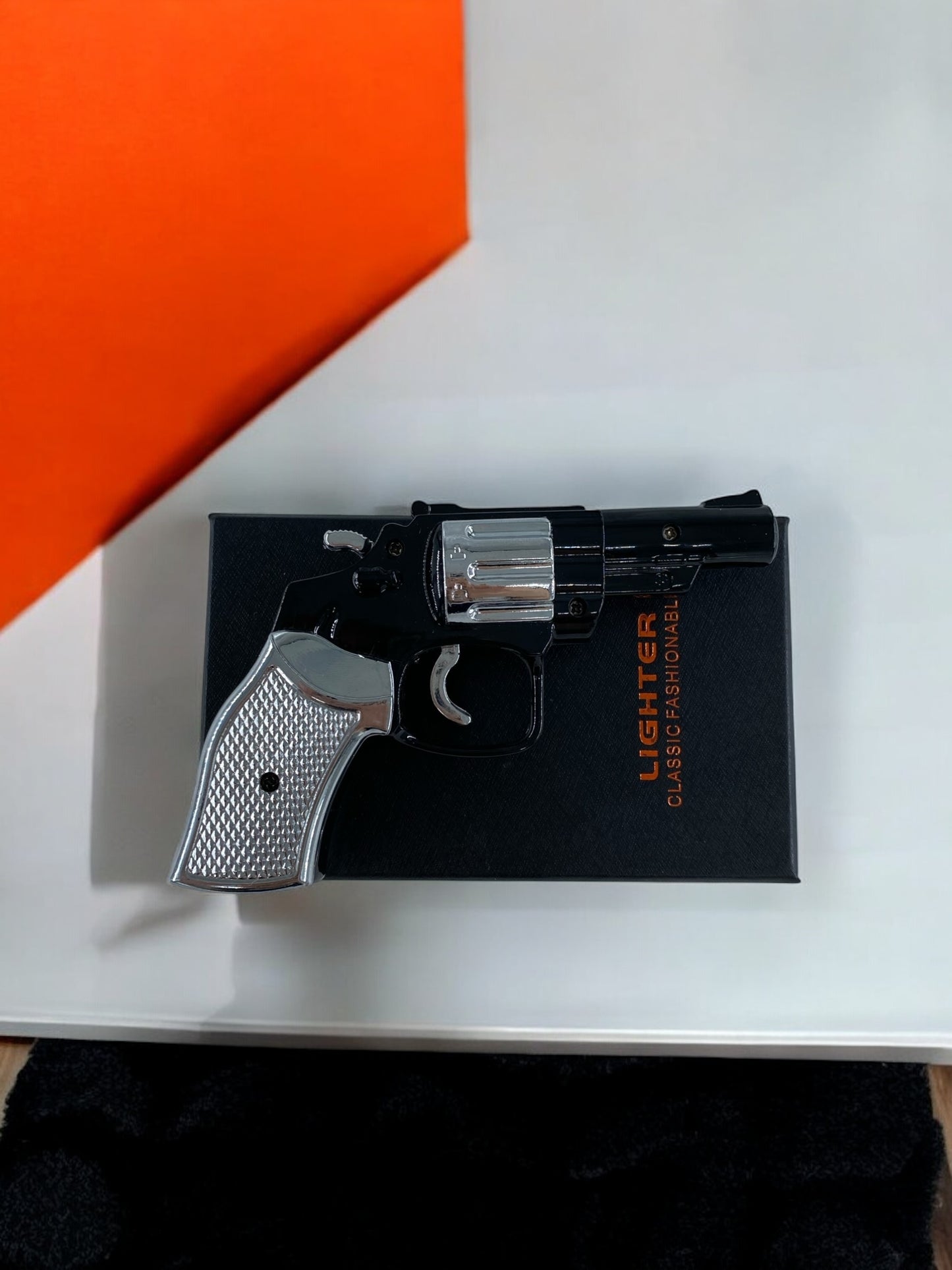 Mini Tabanca Şeklinde Toplu Çakmak ve Şaka Çakmağı