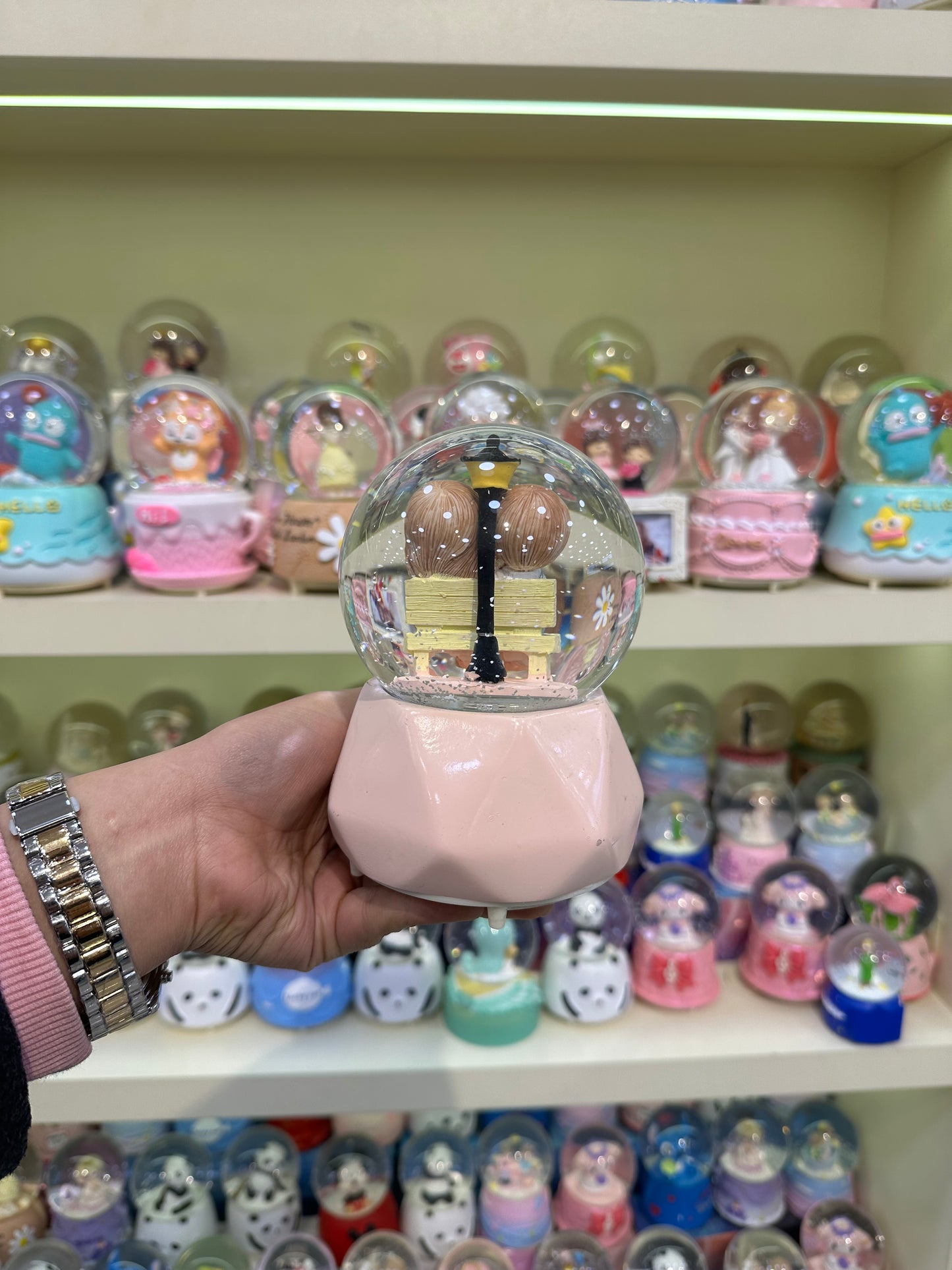 Büyük Boy Kar Küresi