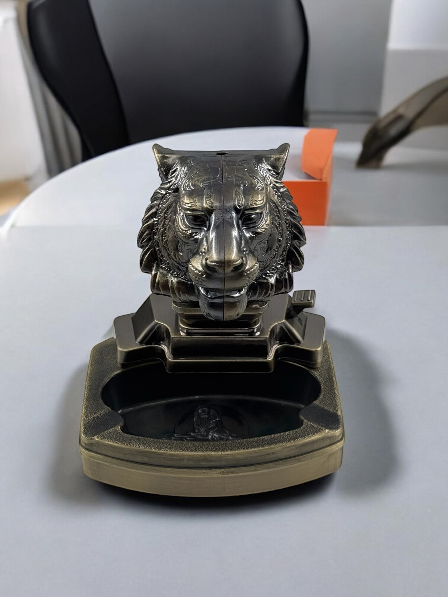 Aslan Başlıklı Küllük Çakmak 4155