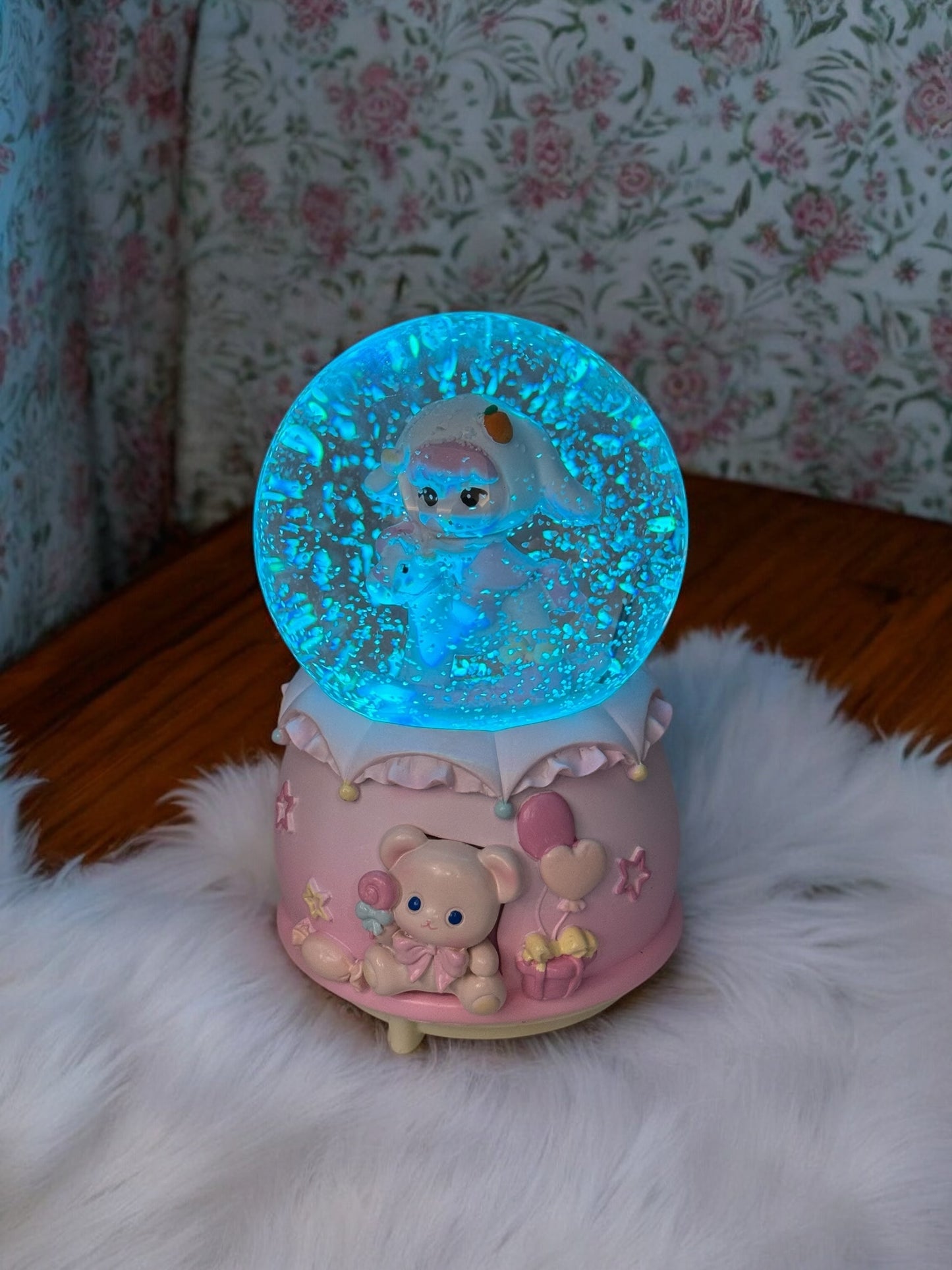 Sevimli Ayıcık Temalı Büyük Boy Püskürtme Motorlu Kar Küresi K517-B