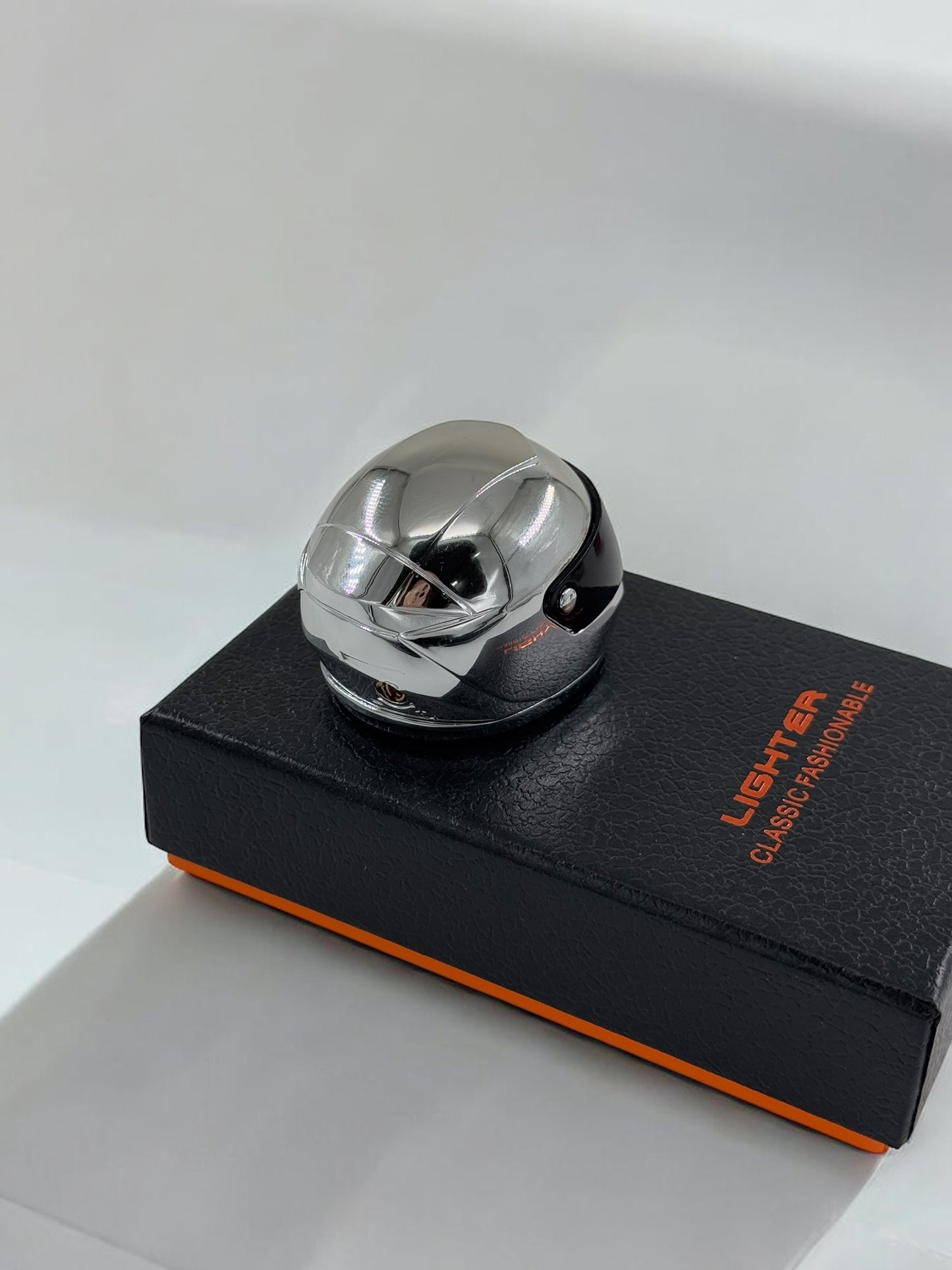 Kask Şeklinde Gazlı Çakmak 1400