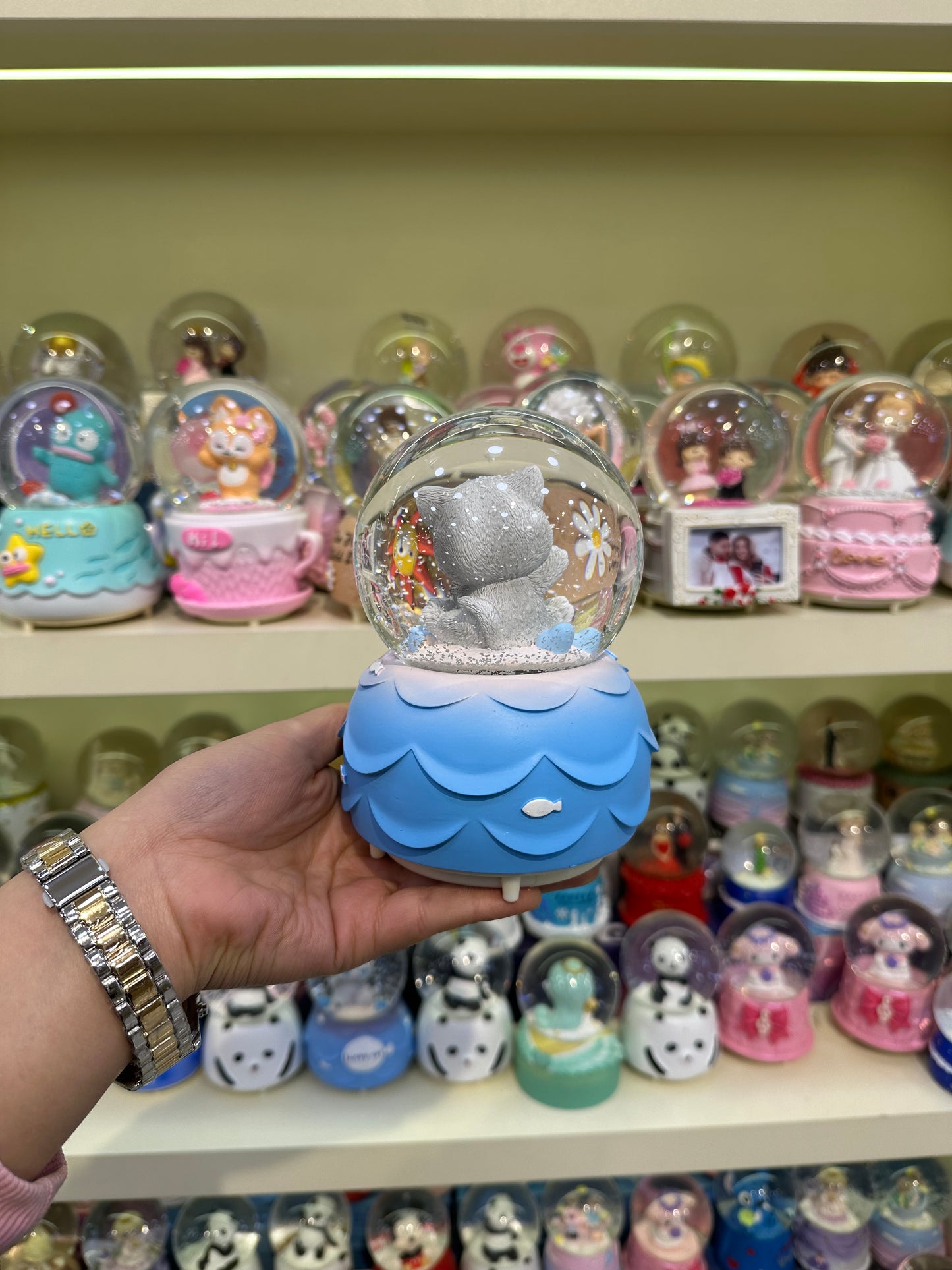 Büyük Boy Kar Küresi