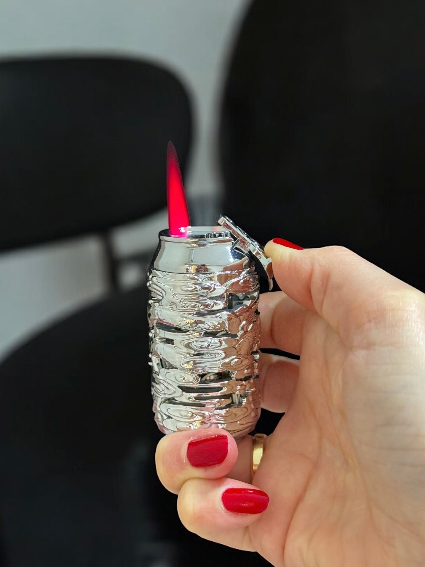 Kutu Kola Şişesi Şeklinde Çakmak 3551