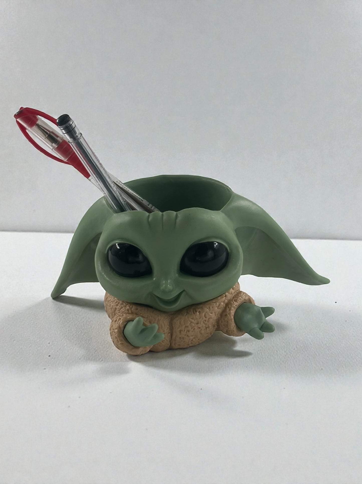 Baby Yoda Şeklinde Kalemlik