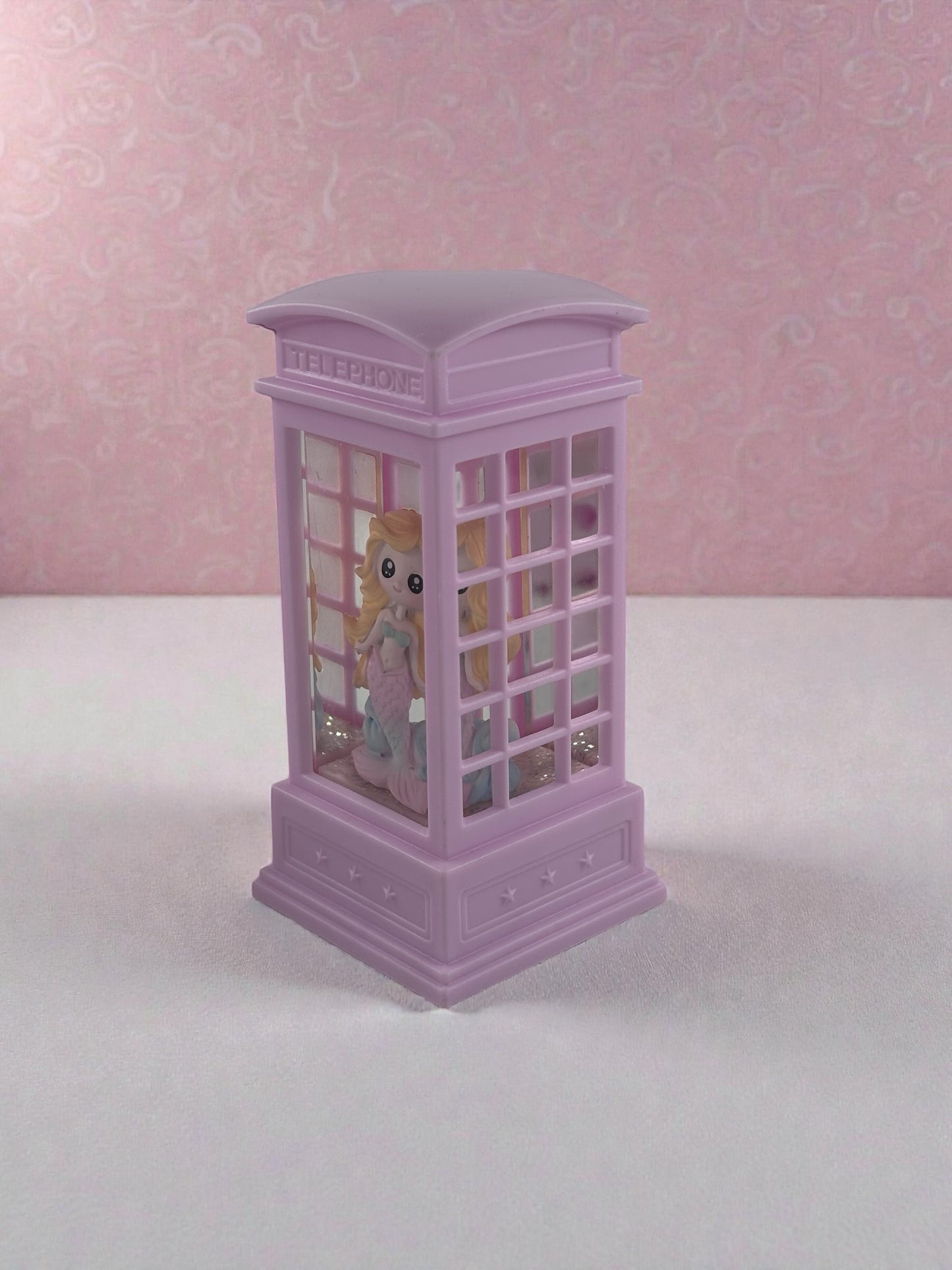 Deniz Kızı Temalı Işıklı Telefon Kulübesi