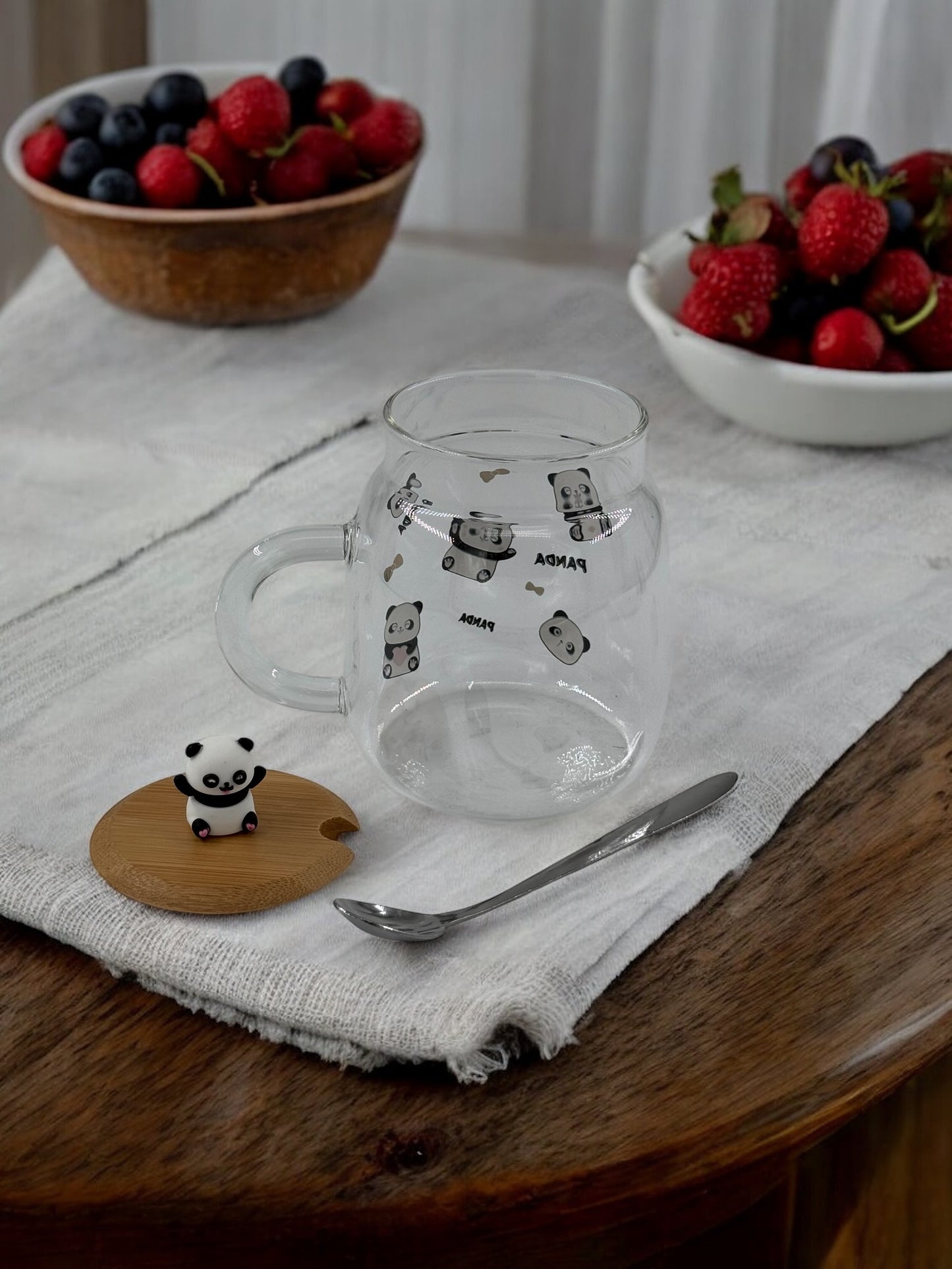 Panda Tasarımlı Ahşap Kapaklı Cam Kupa 2-436
