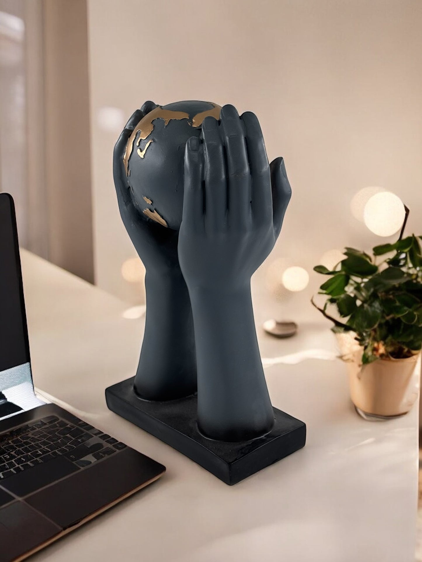 Avuç İçinde Dünya 1004