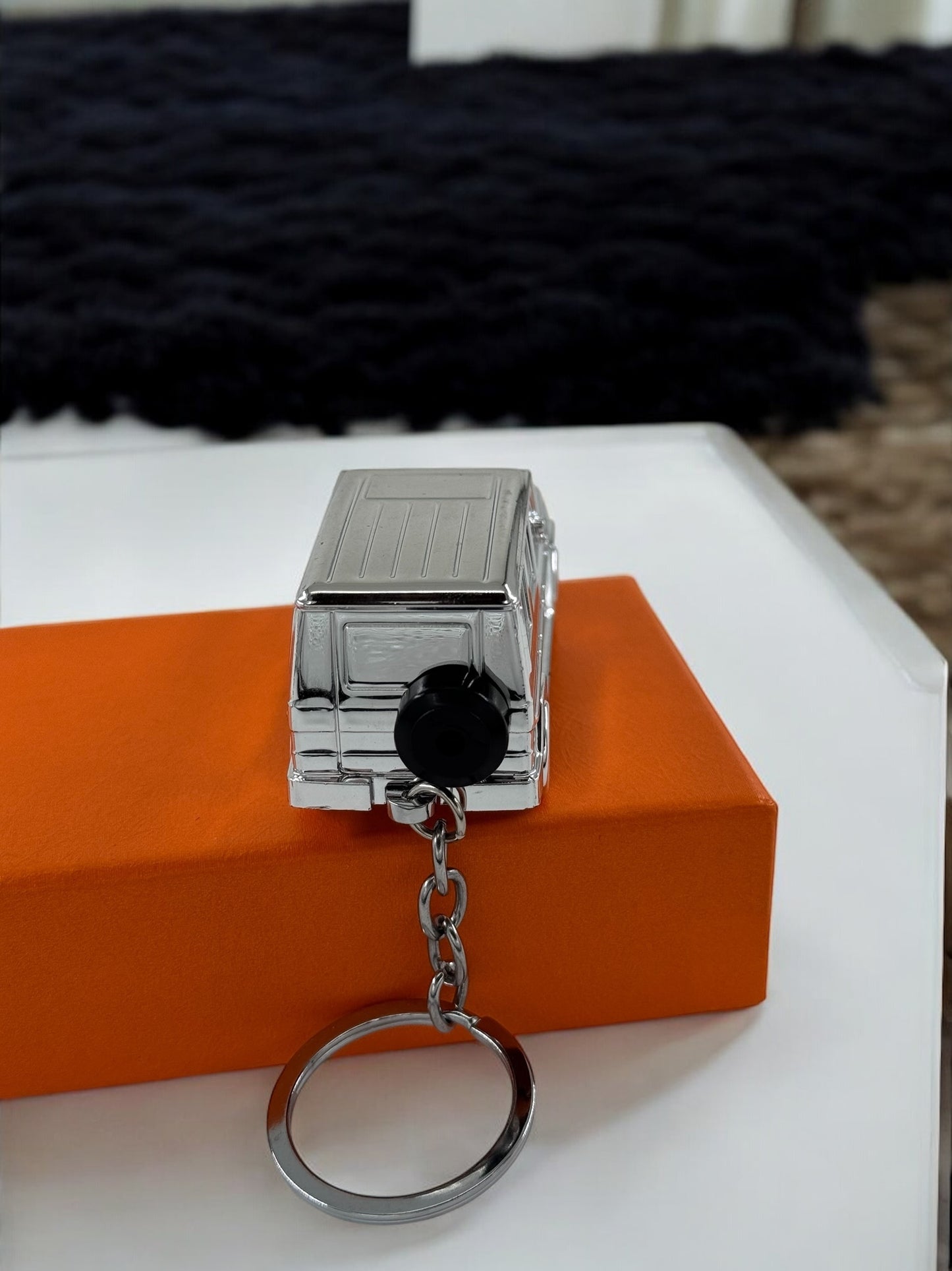 Jeep Model Gazlı Araba Çakmak 0063