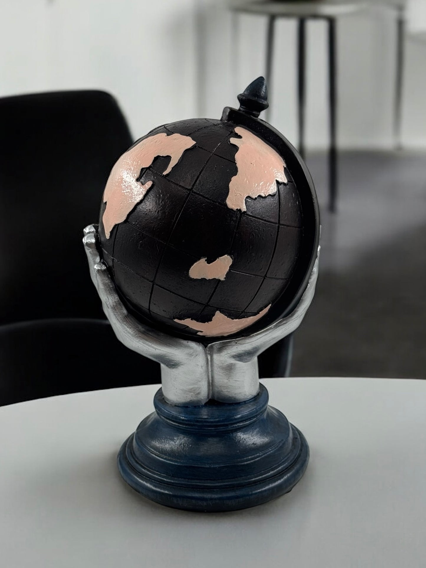 Dünya Şeklinde Saat 1766