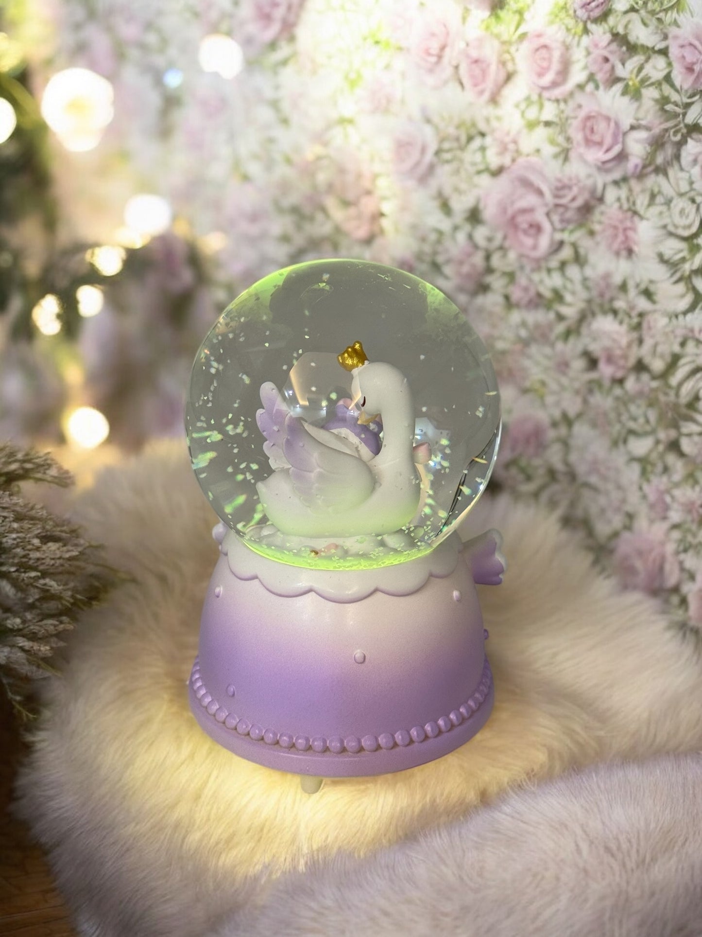 Kuğu Temalı Orta Boy Kar Küresi 4-557 B