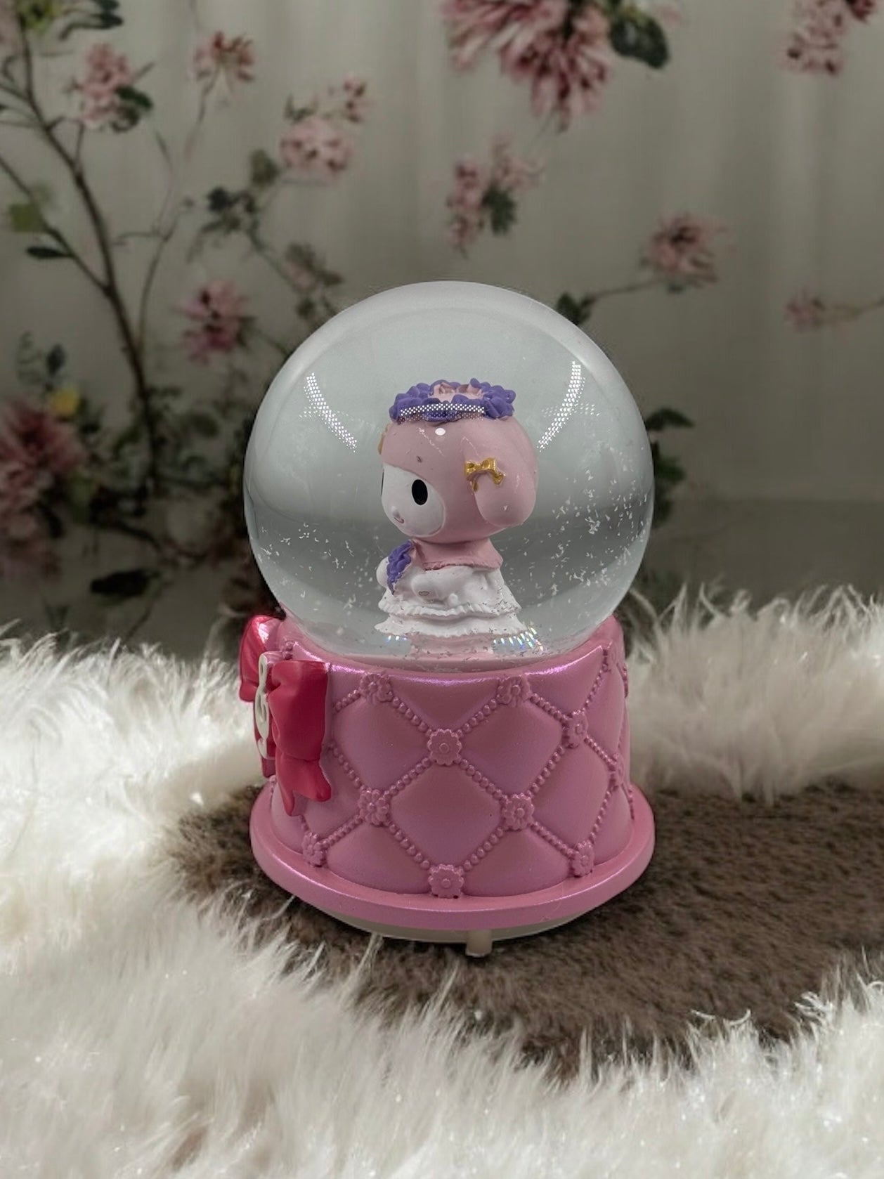 My Melody Temalı Orta Boy Kar Küresi