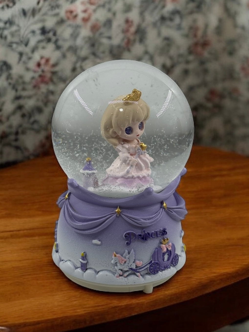 Prenses Temalı Orta Boy Kar Küresi