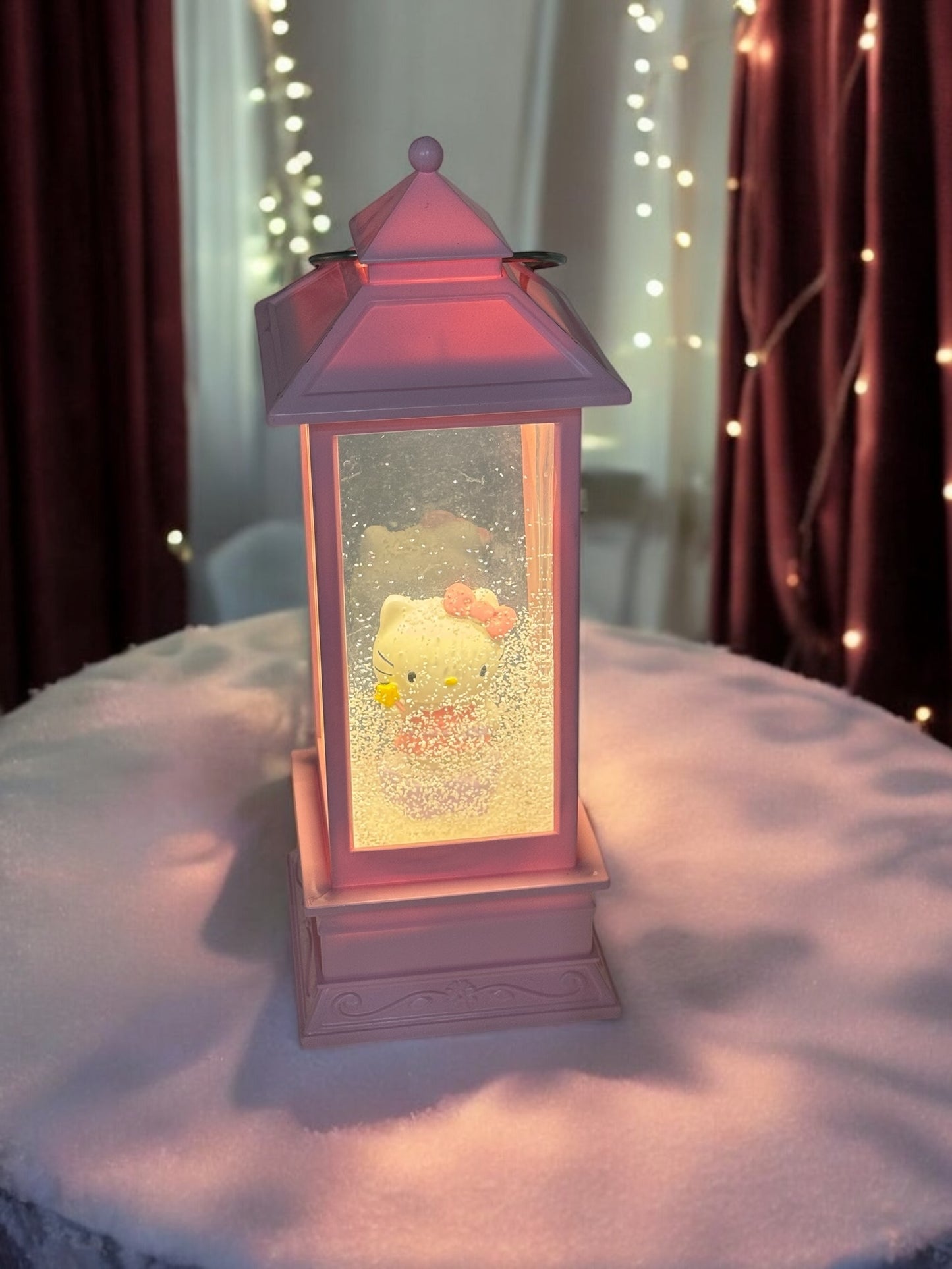 Hello Kitty Temalı Işıklı Küre Kandil