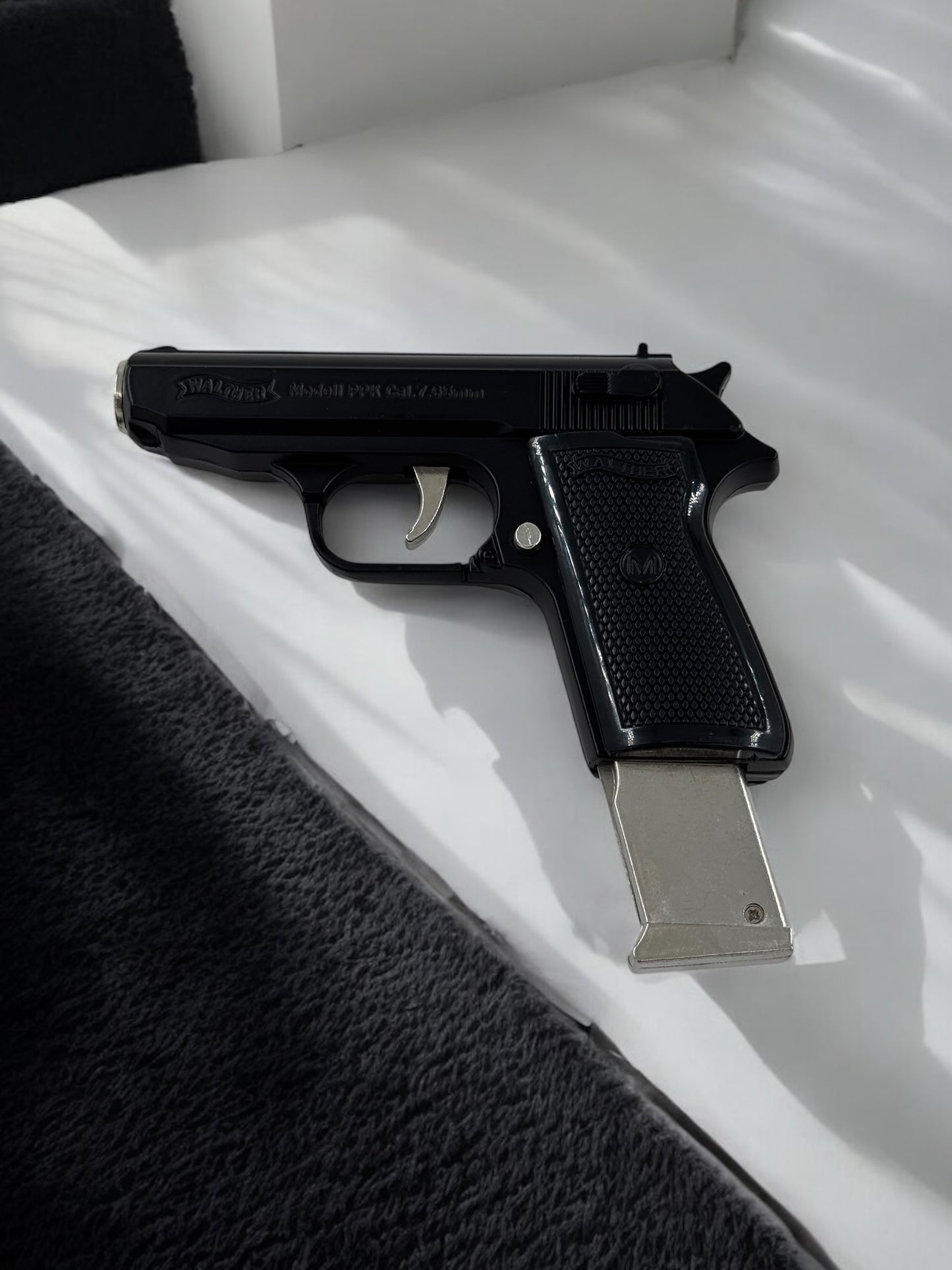Walther Çakılı Metal Tabanca Modeli Kılıflı Kutusunda 7677
