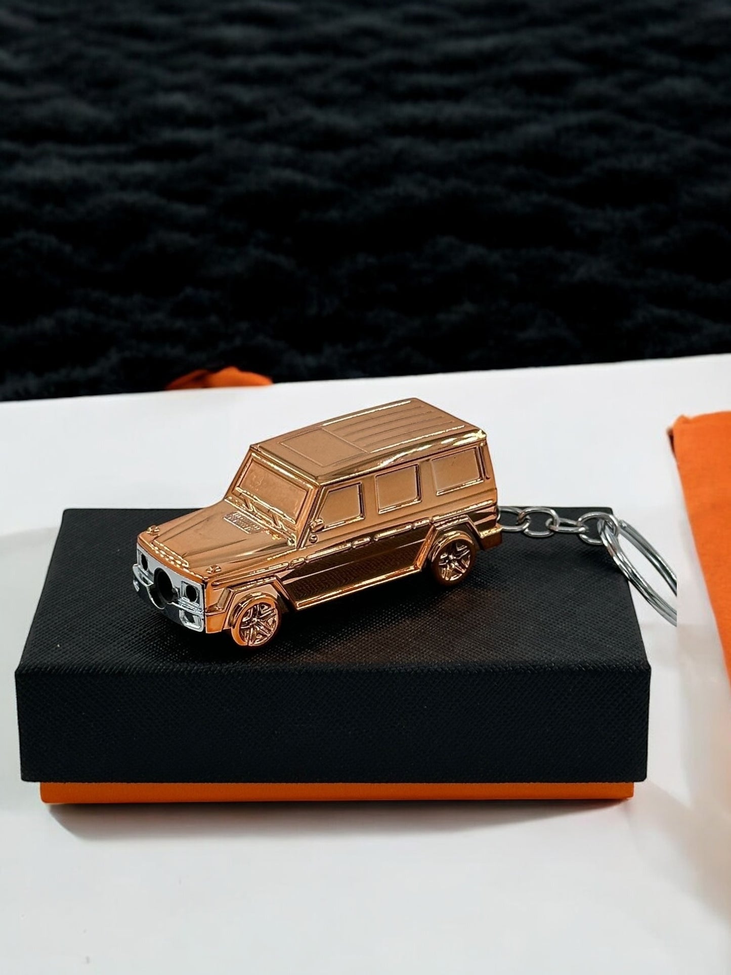 Jeep Model Gazlı Araba Çakmak 0063