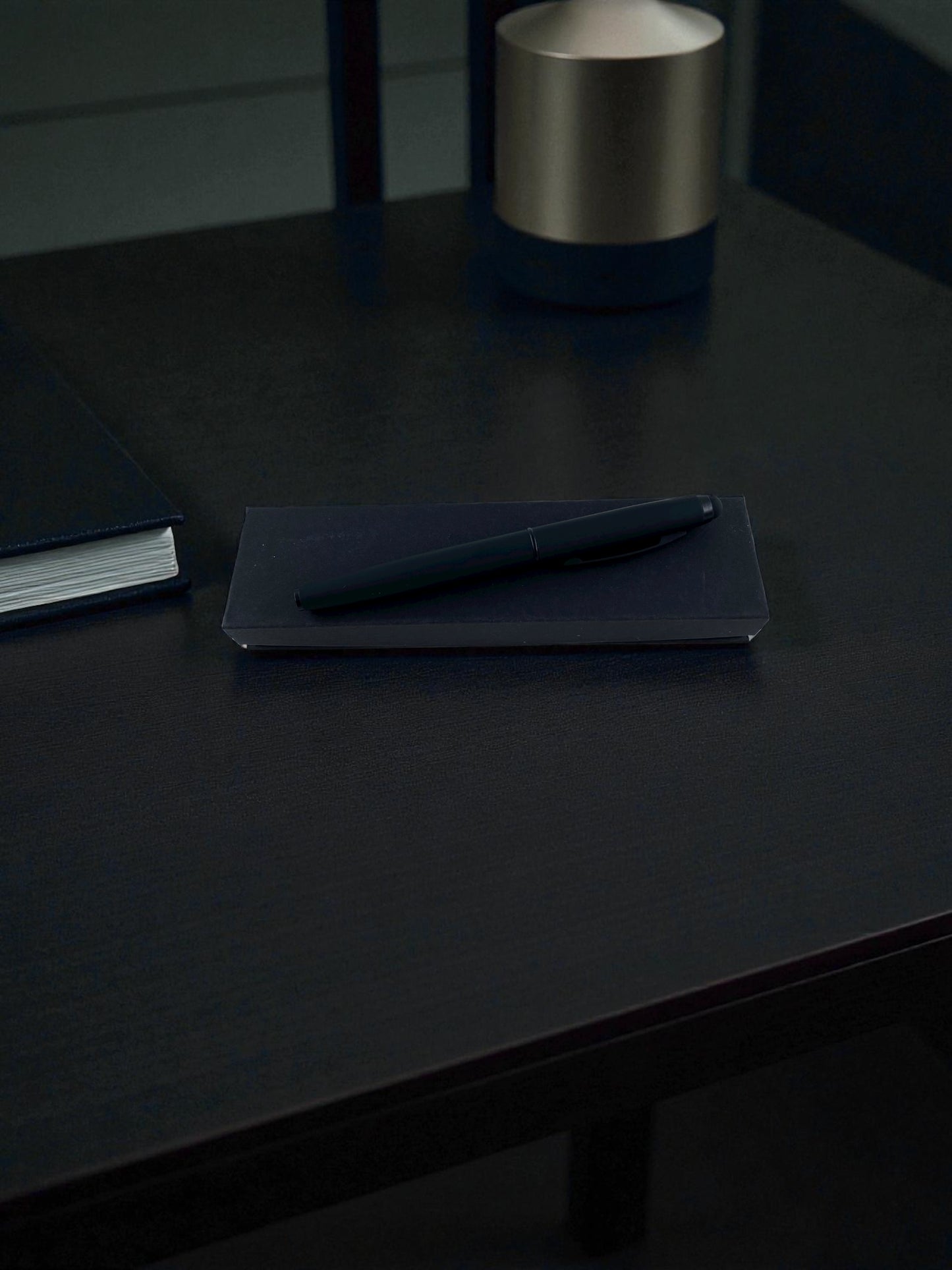 Executive Siyah Kalem