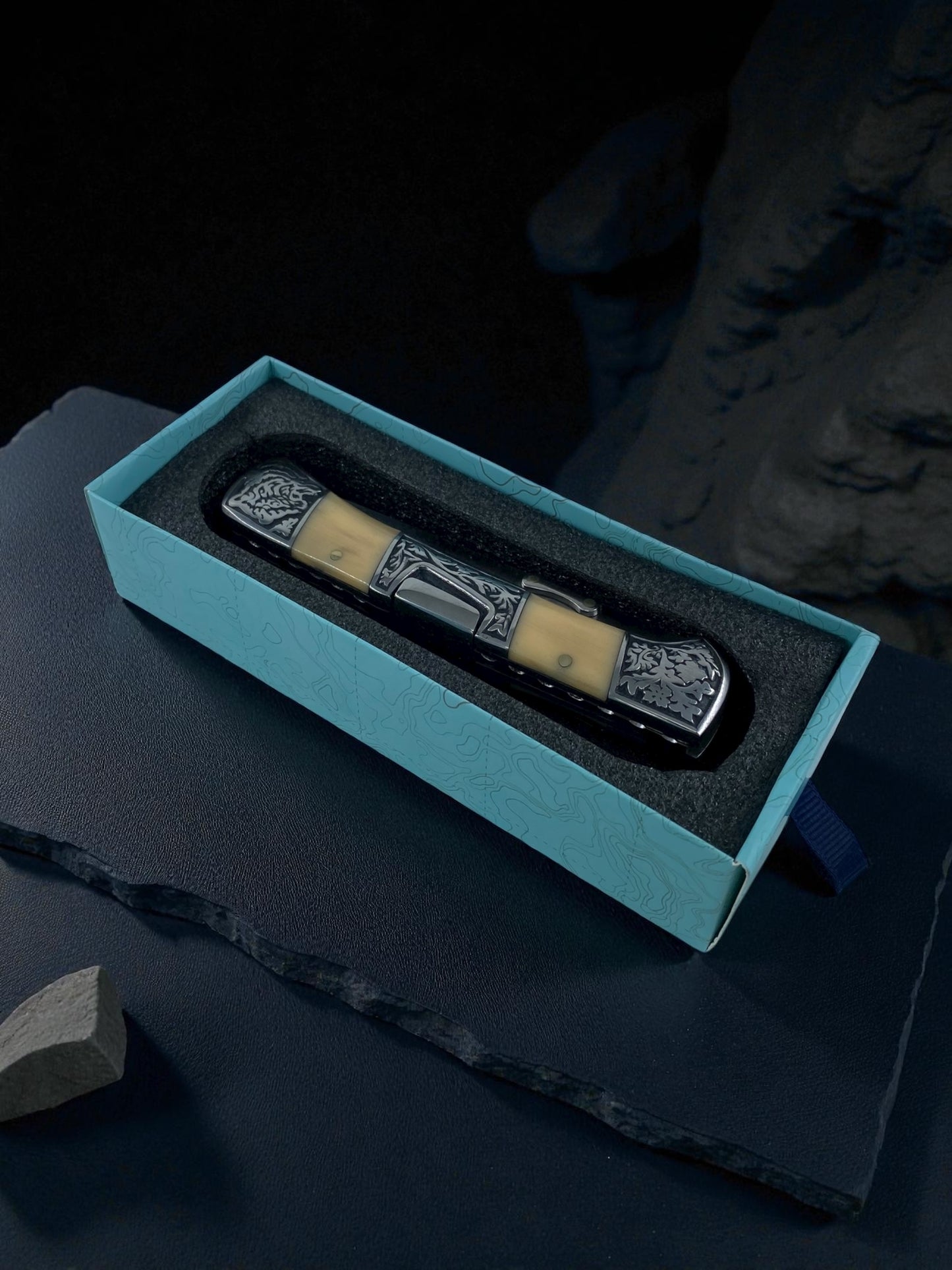 İşlemeli Sedef Basmalı Hançer Çakı