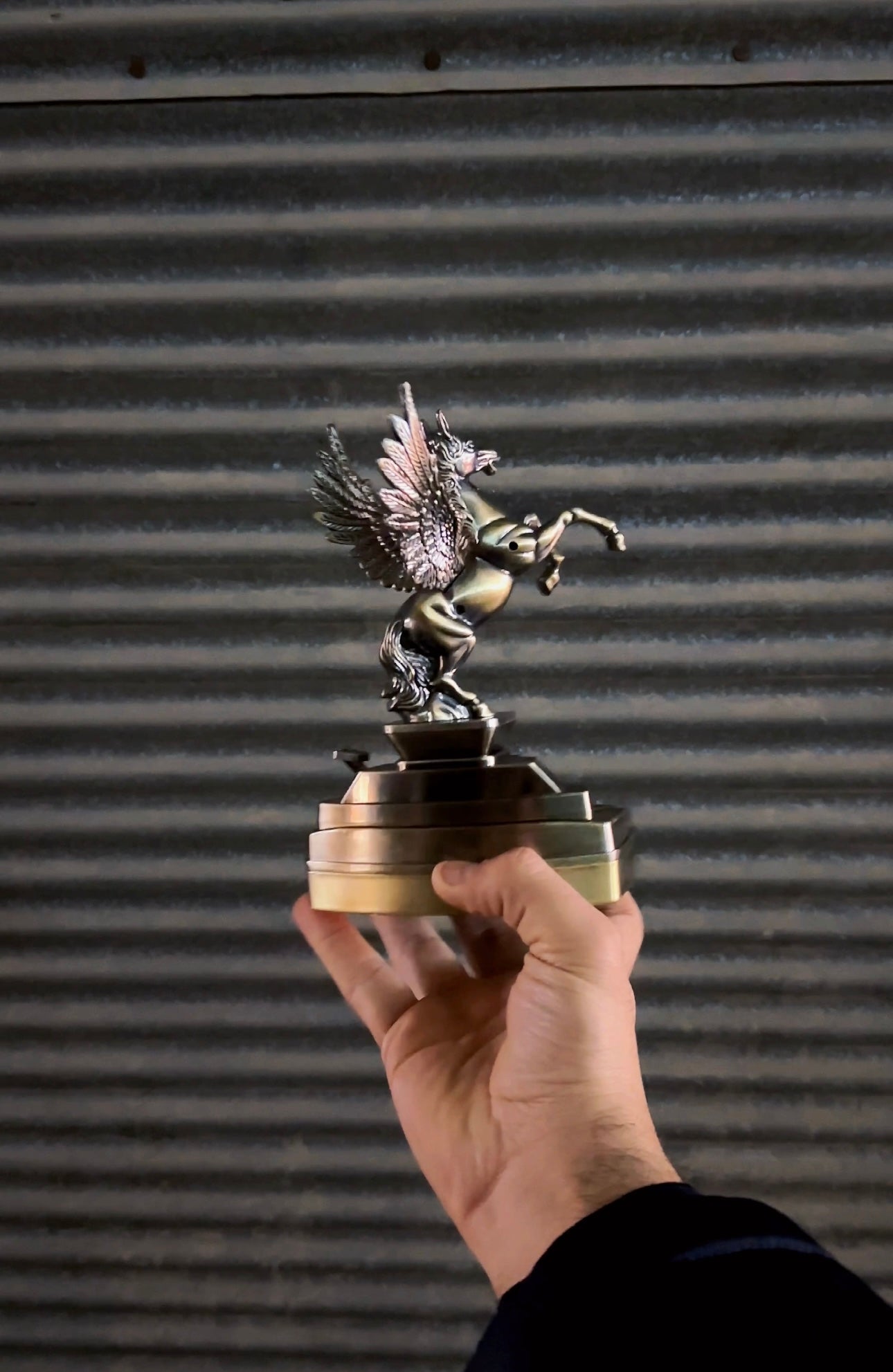 Pegasus Tasarımlı Küllük Çakmak 7789