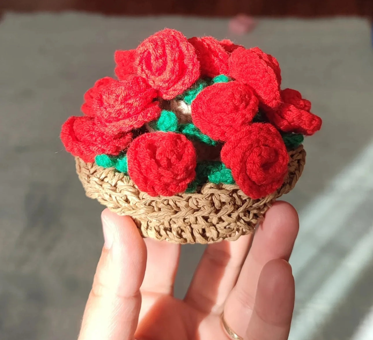 Minik Örgü Gül Buketi Bardak Altlığı