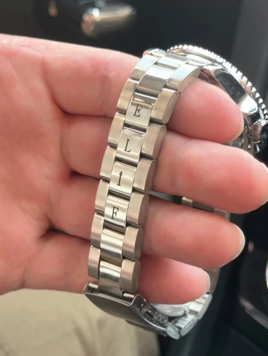 Kişiye Özel Kordonu İsim Yazılır Çelik Saat Bordo Gümüş