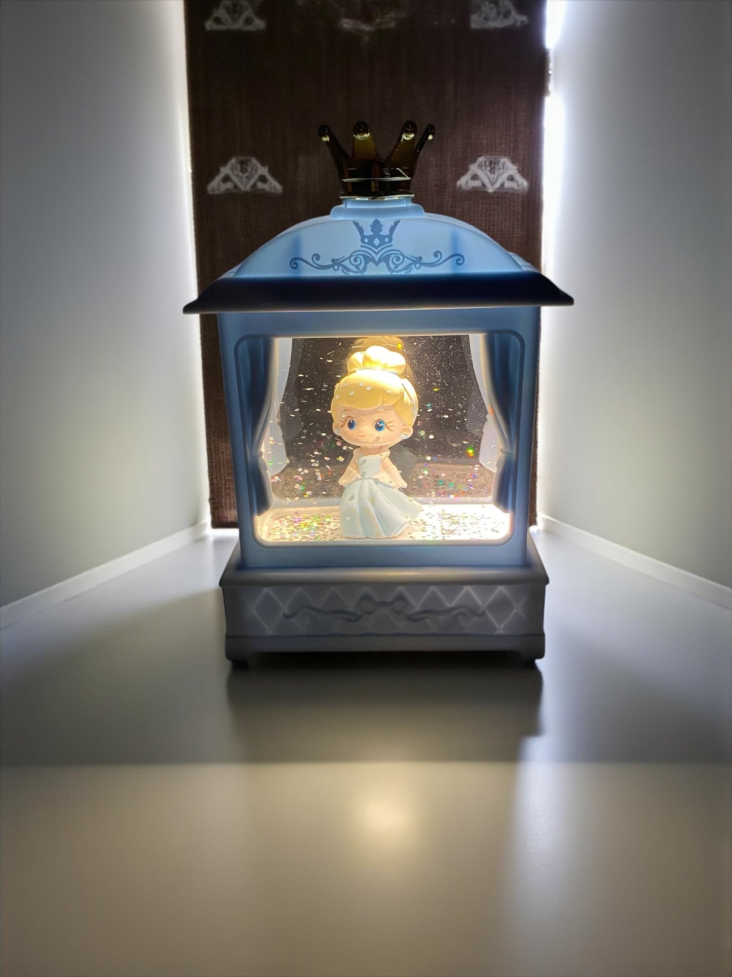 Frozen Işıklı Simli Pls. Fanus