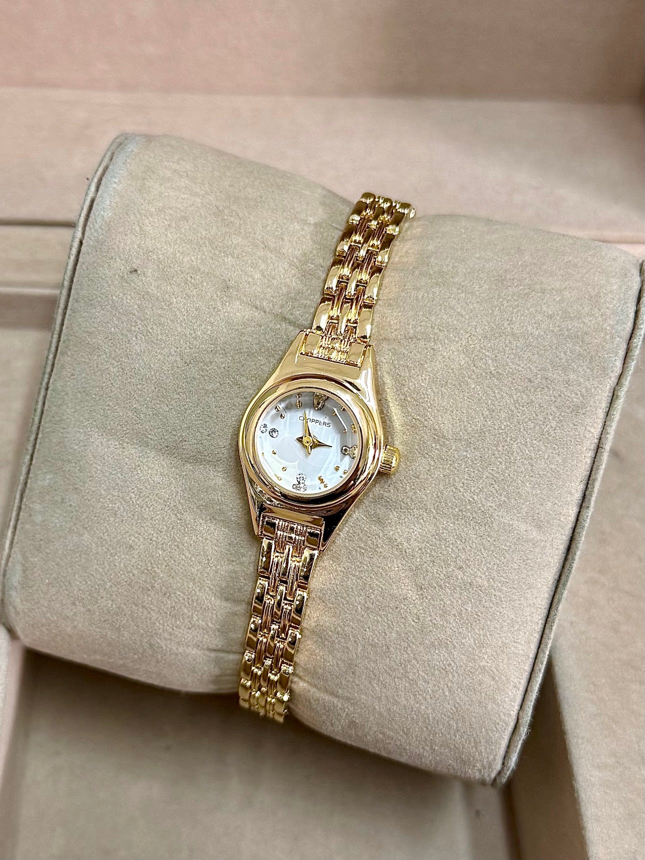 Kişiye Özel Kordonuna İsim Yazılır Kadın Saat Beyaz Altın