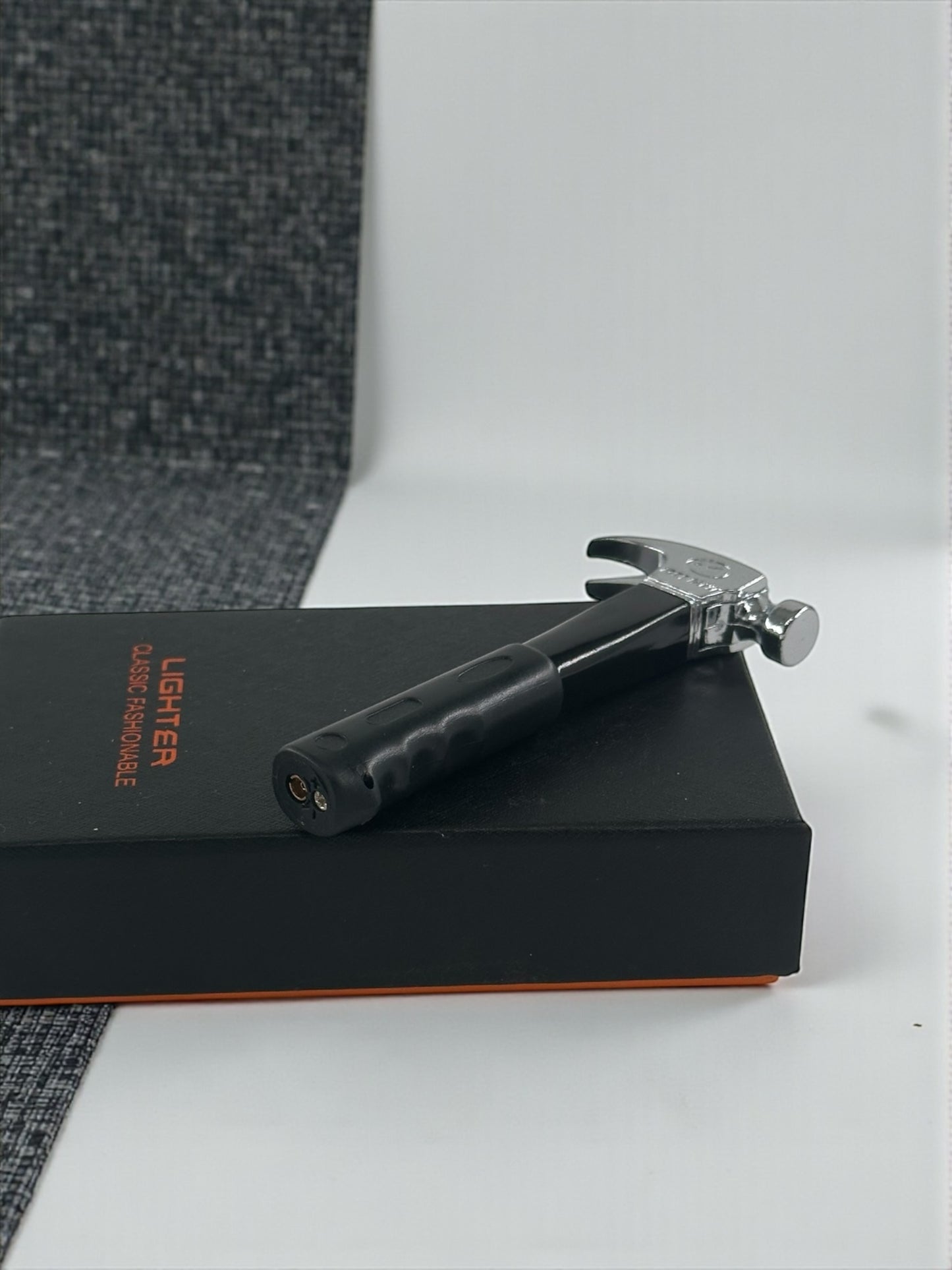 Balta Şeklinde Çakmak