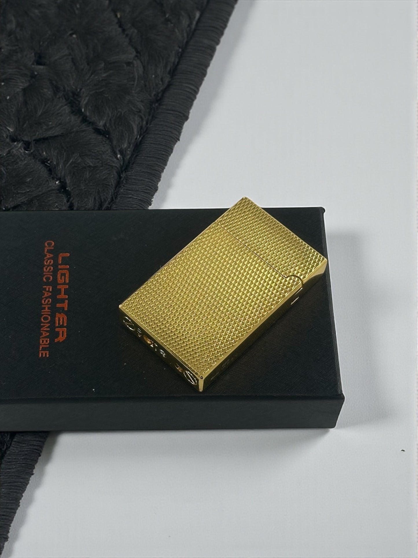 Lüx Görünümlü Dupont Model Metal Çakmak