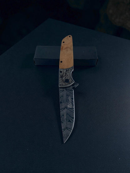 İşlemeli Damascus Ahşap Çakı