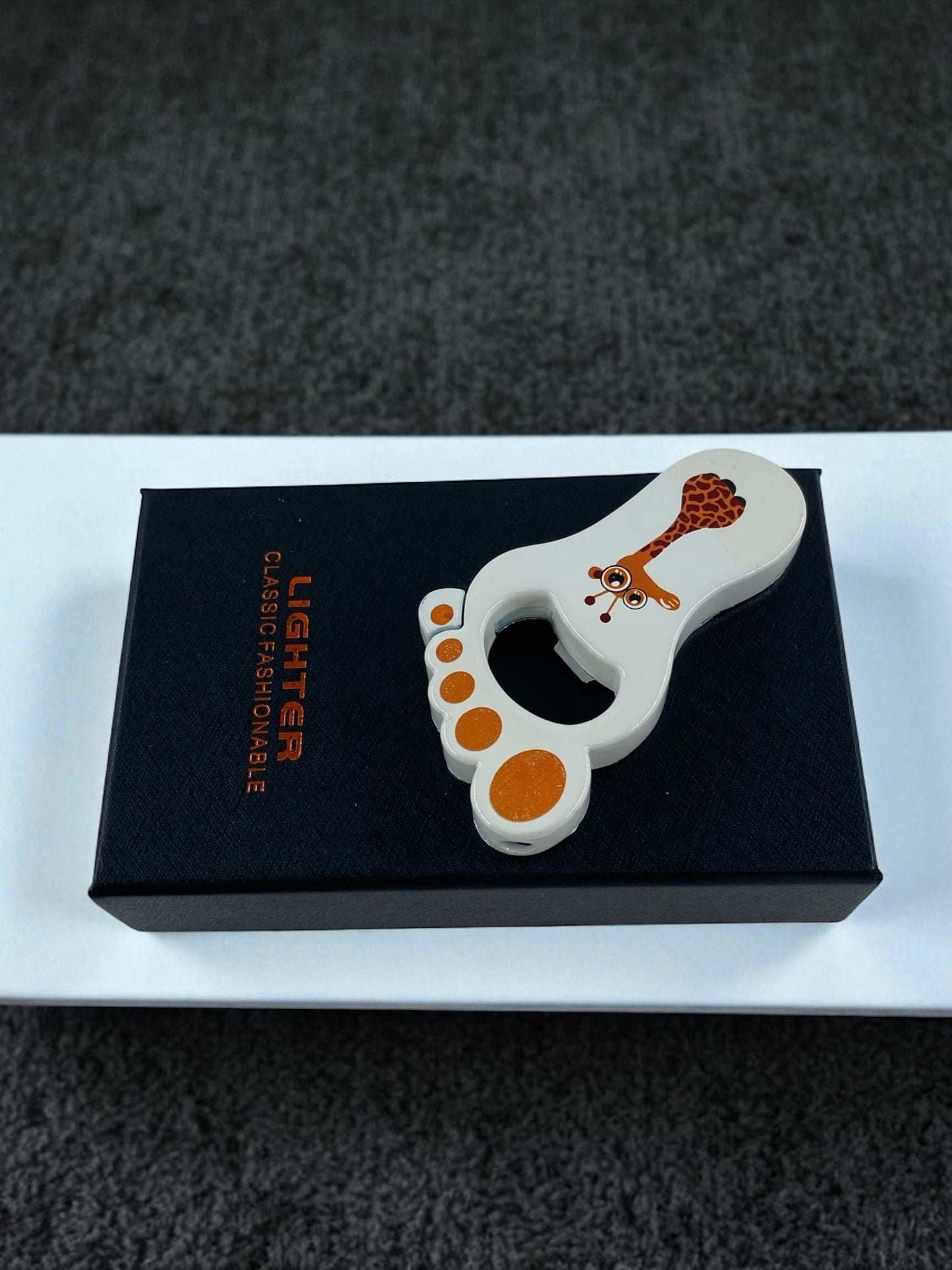 Ayak Şeklinde Çakmak Gazoz Açacağı