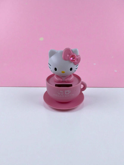 Hello Kitty Güneş Enerjili Sallanan Figür