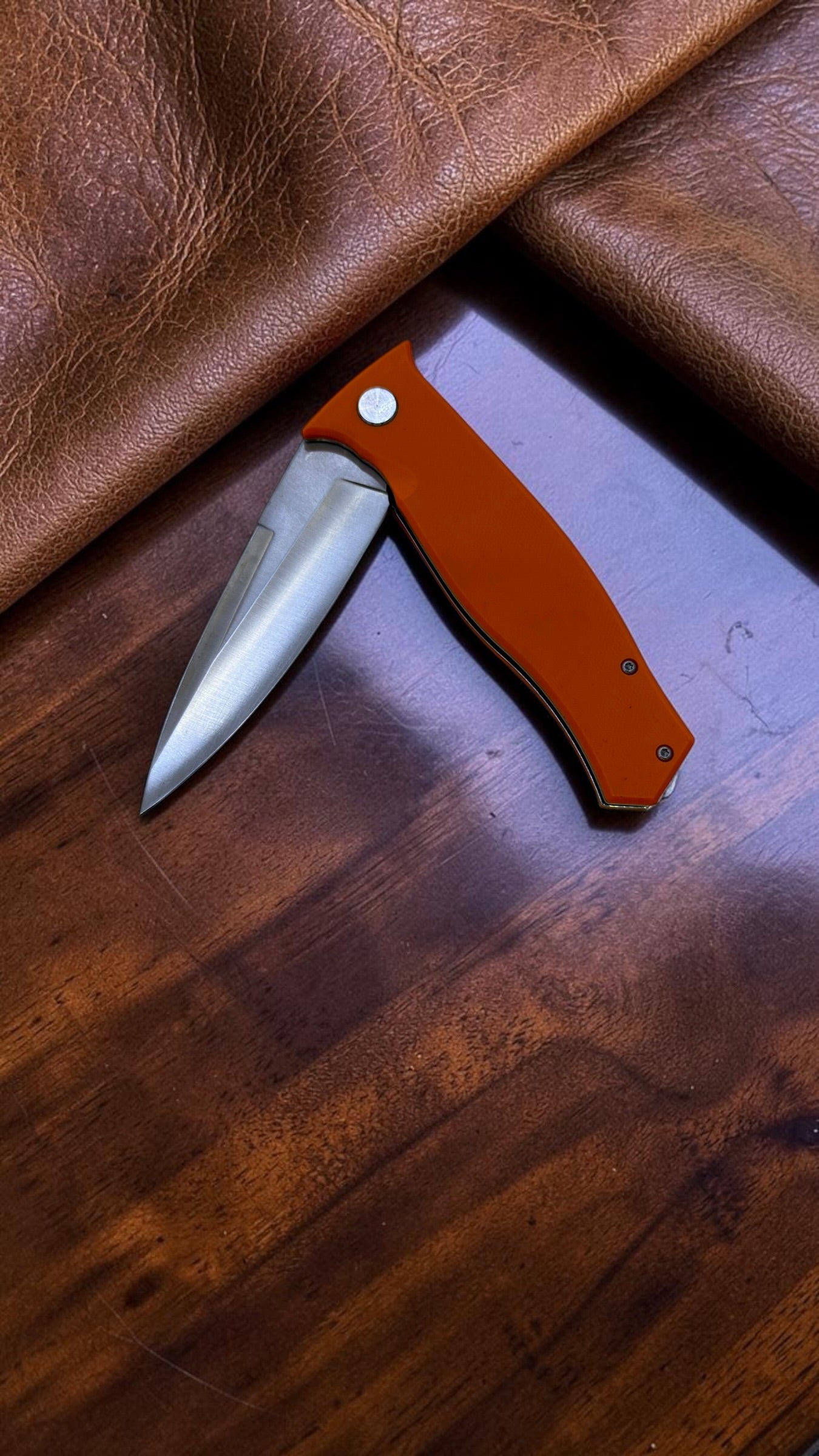 Grey Wolf D2 Turuncu Avcı Çakısı