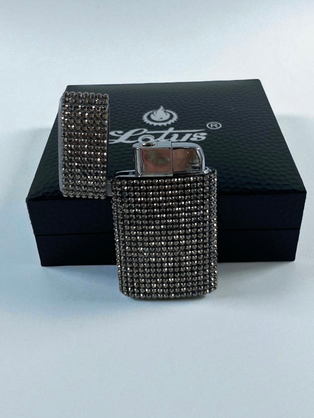 Taşlı Özel Kutulu Renkli Alevli Çakmak