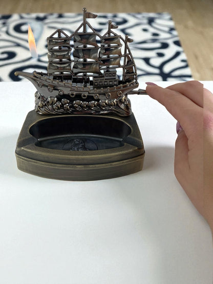 Gemi Şeklinde Çakmak Küllük