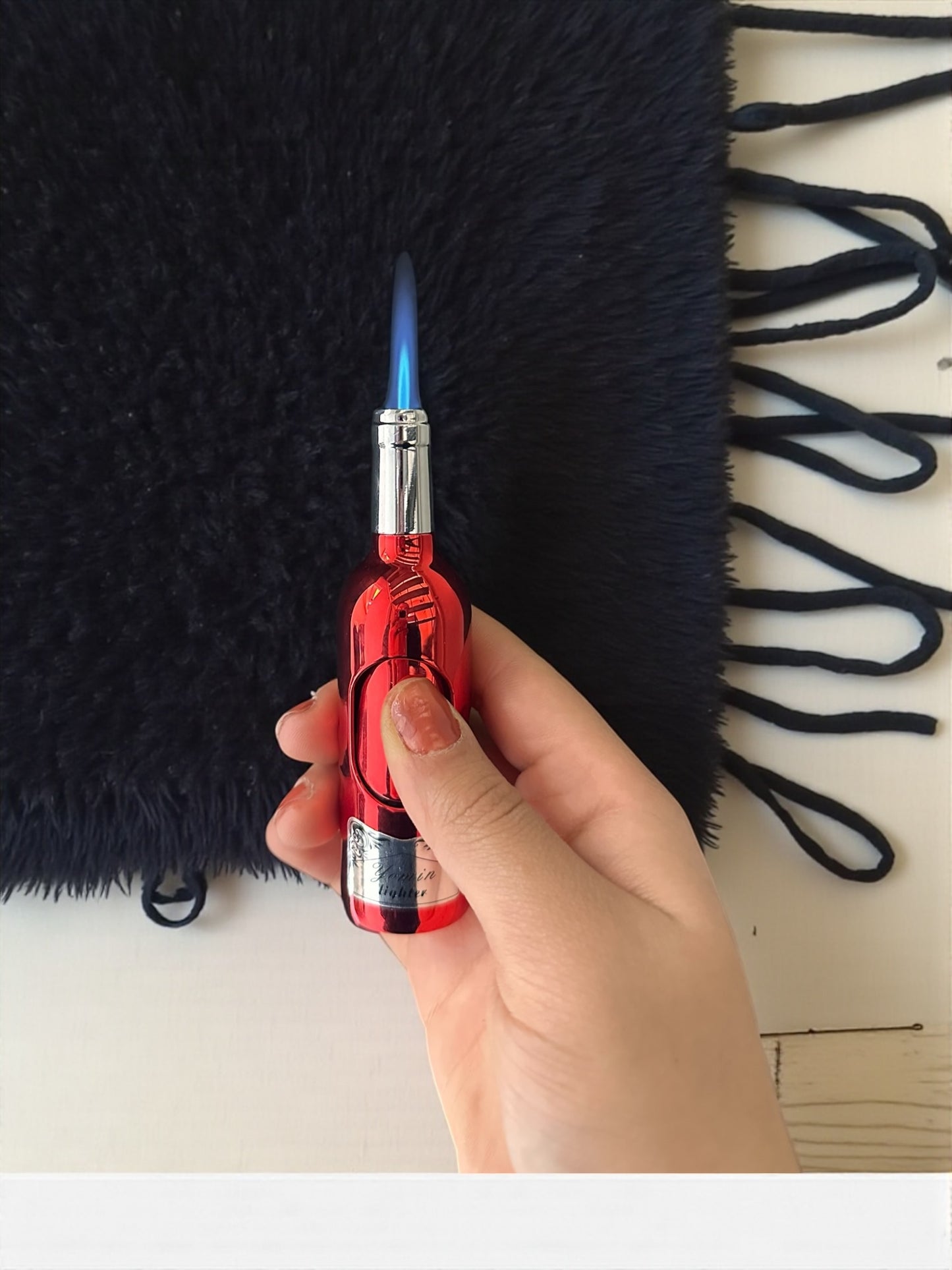 Şişe Şeklinde Basmalı Pürmüzlü Çakmak