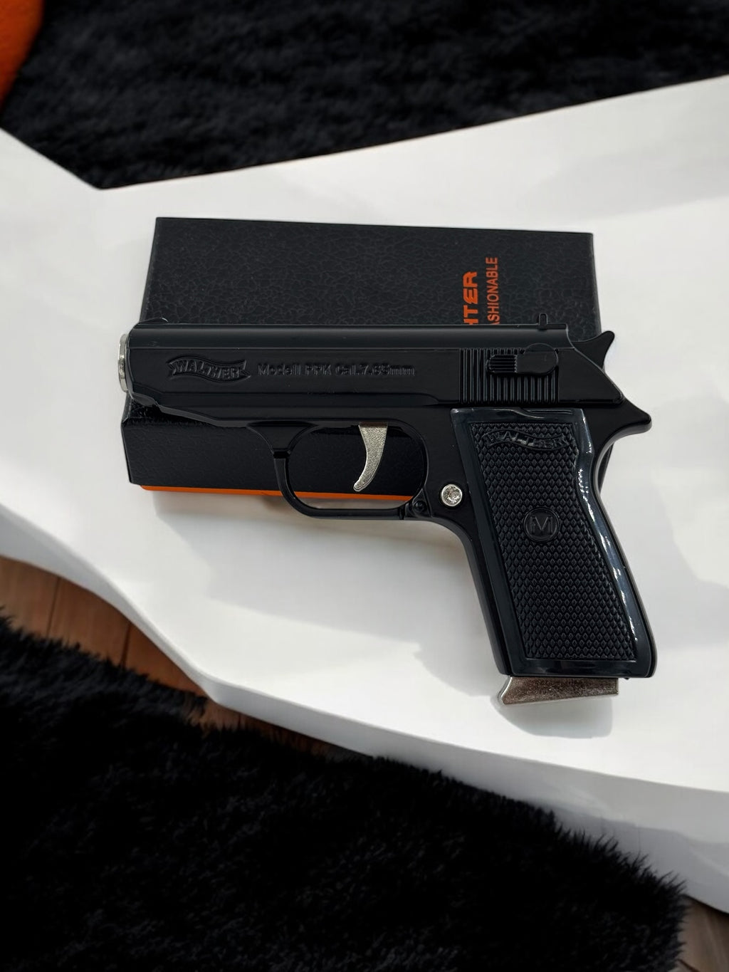 Walther Çakılı Metal Tabanca Modeli Kılıflı Kutusunda 7677