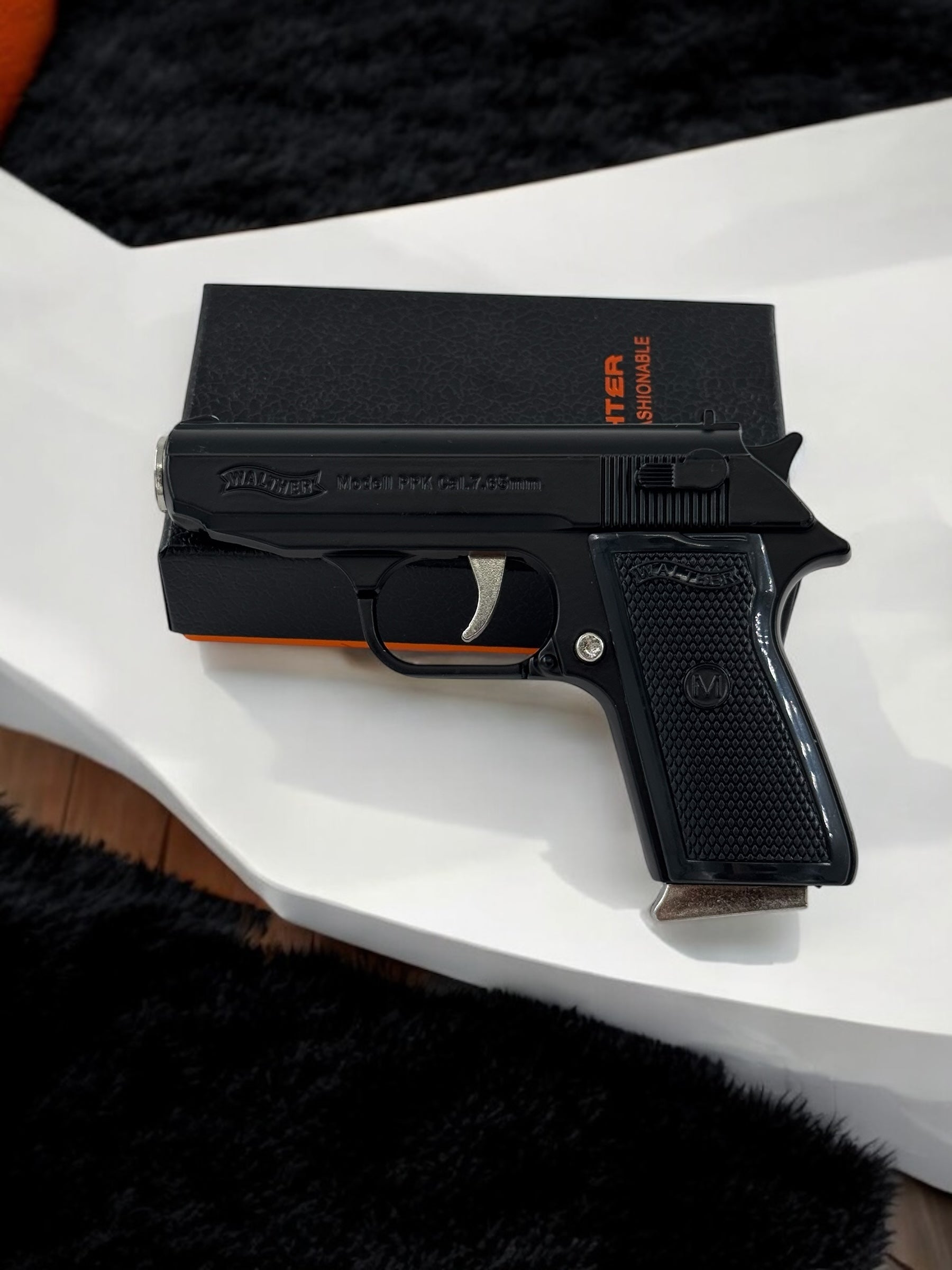 Walther Çakılı Metal Tabanca Modeli Kılıflı Kutusunda 7677