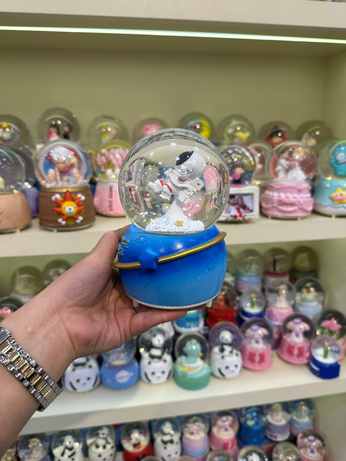 Büyük boy Kar Küresi