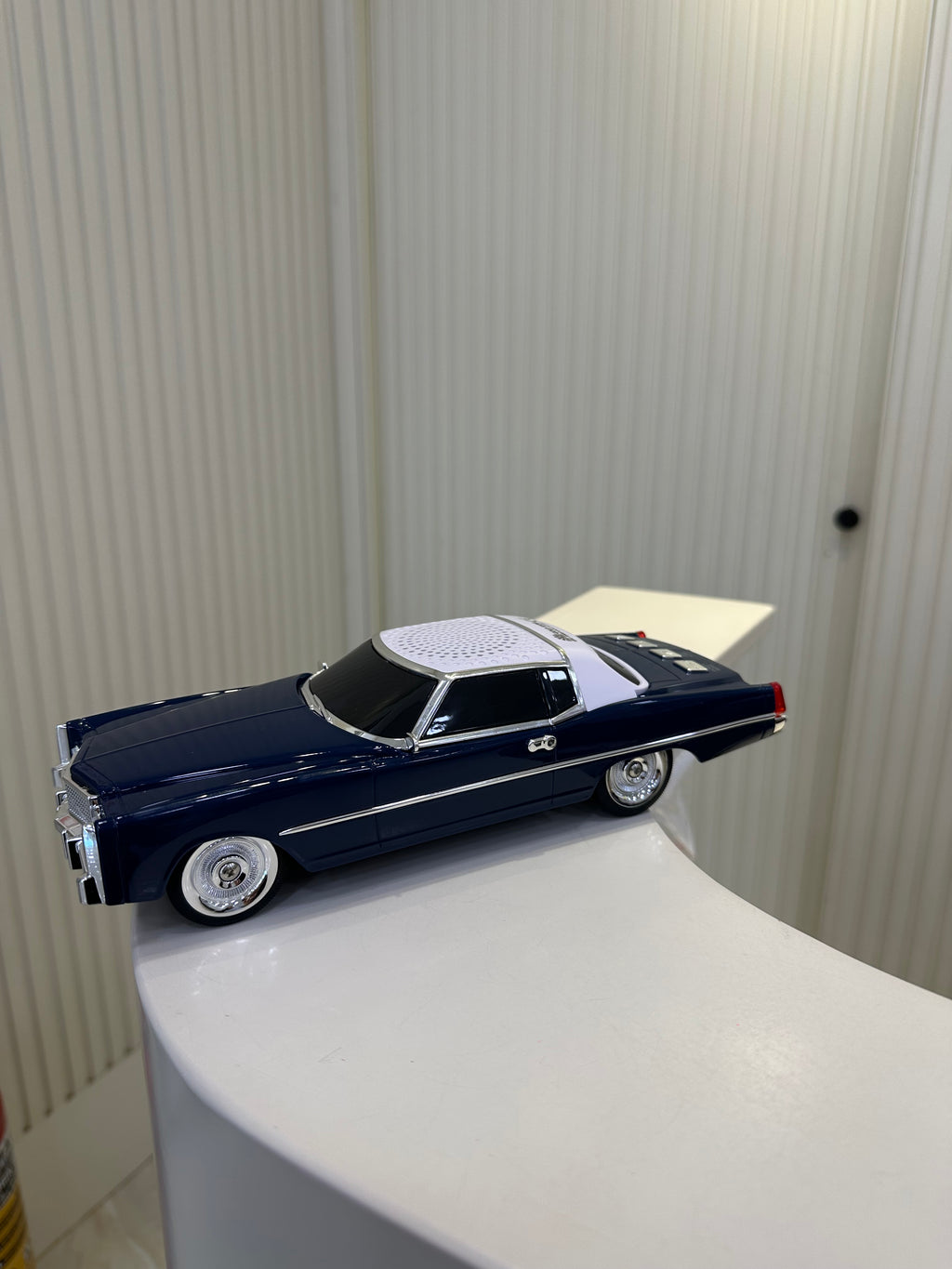 Cadillac Coupe Deville Eşref Tek Model Araba Radyo 1969-1975