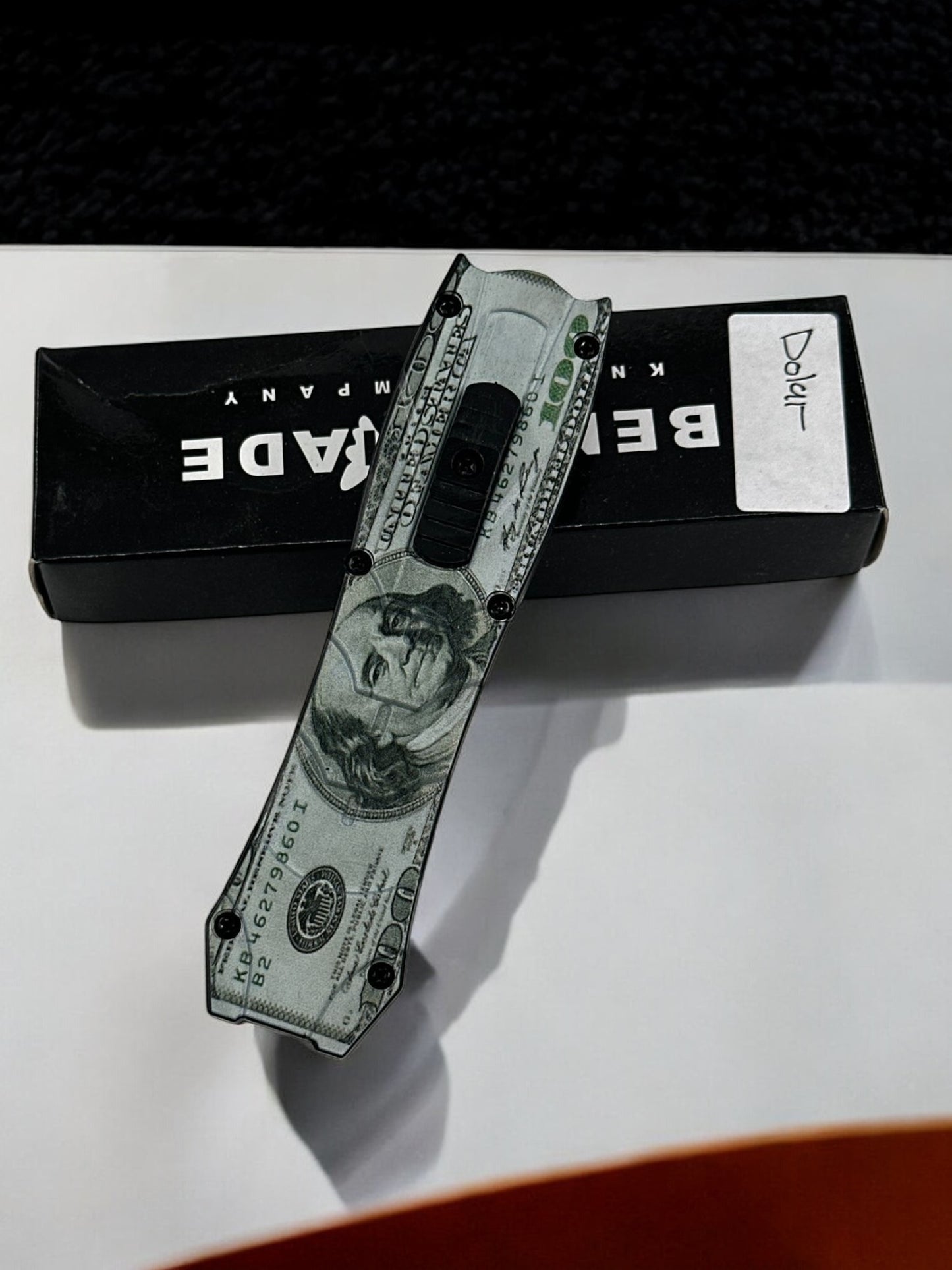 Benchmade Renkli İçten Çıkmalı Çakı 0879 Dolar Desenli