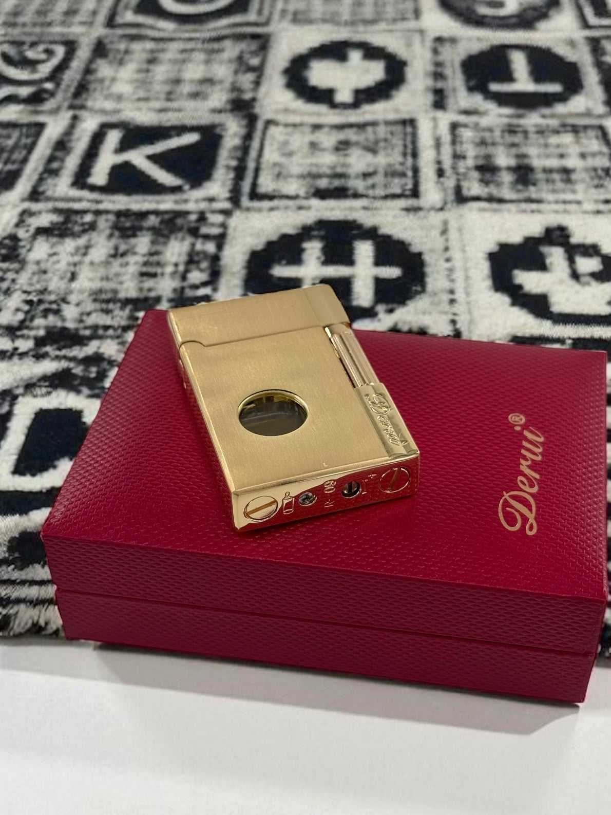 Derui Lux Altın Gazlı Çakmak 1312