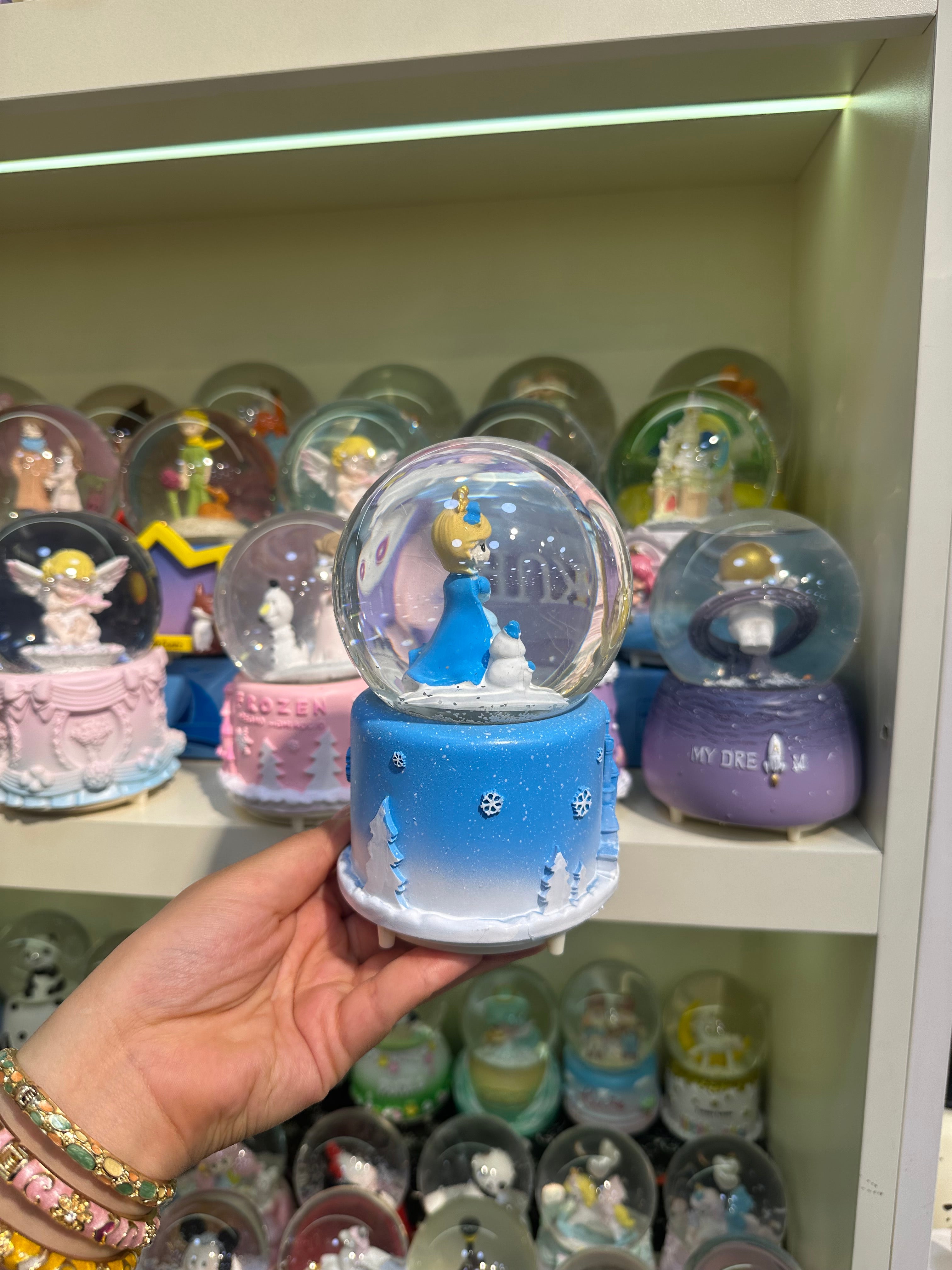 Disney Frozen Temalı Büyük Boy Kar Küresi (Mavi)