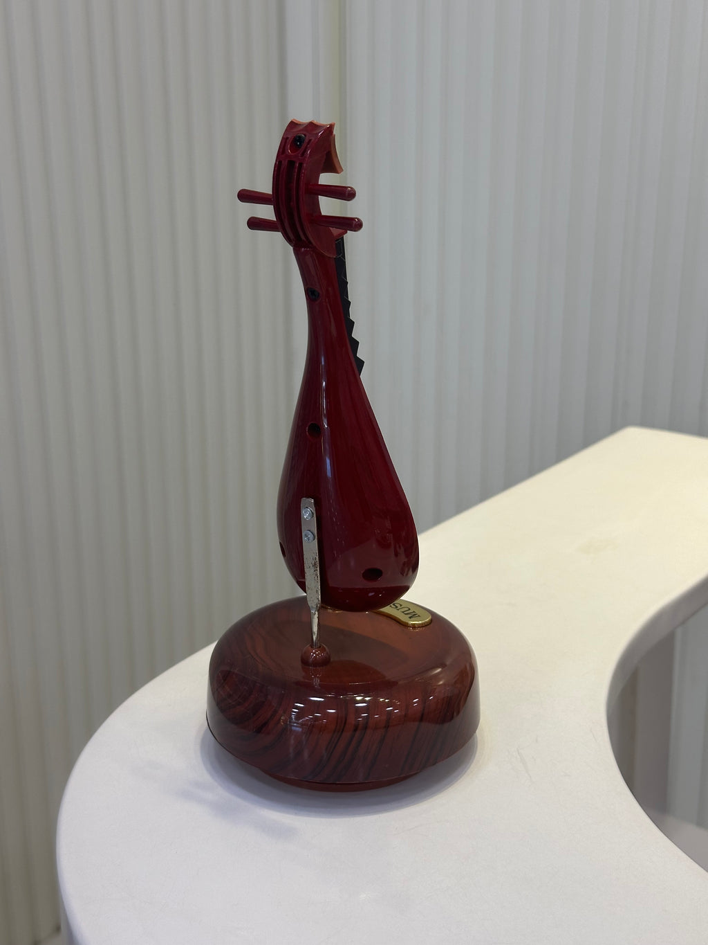 Saz Şeklinde Müzik Kutusu