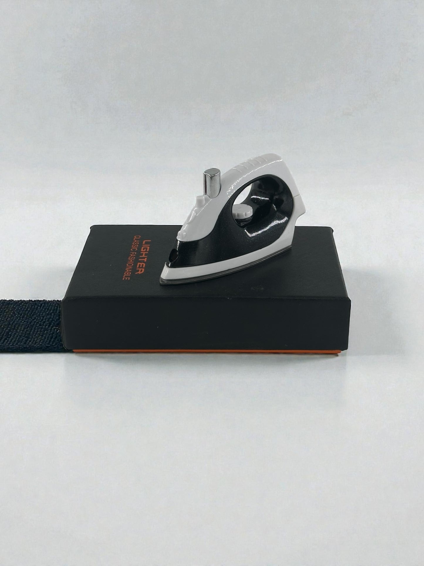 Ütü Şeklinde Gazlı Çakmak