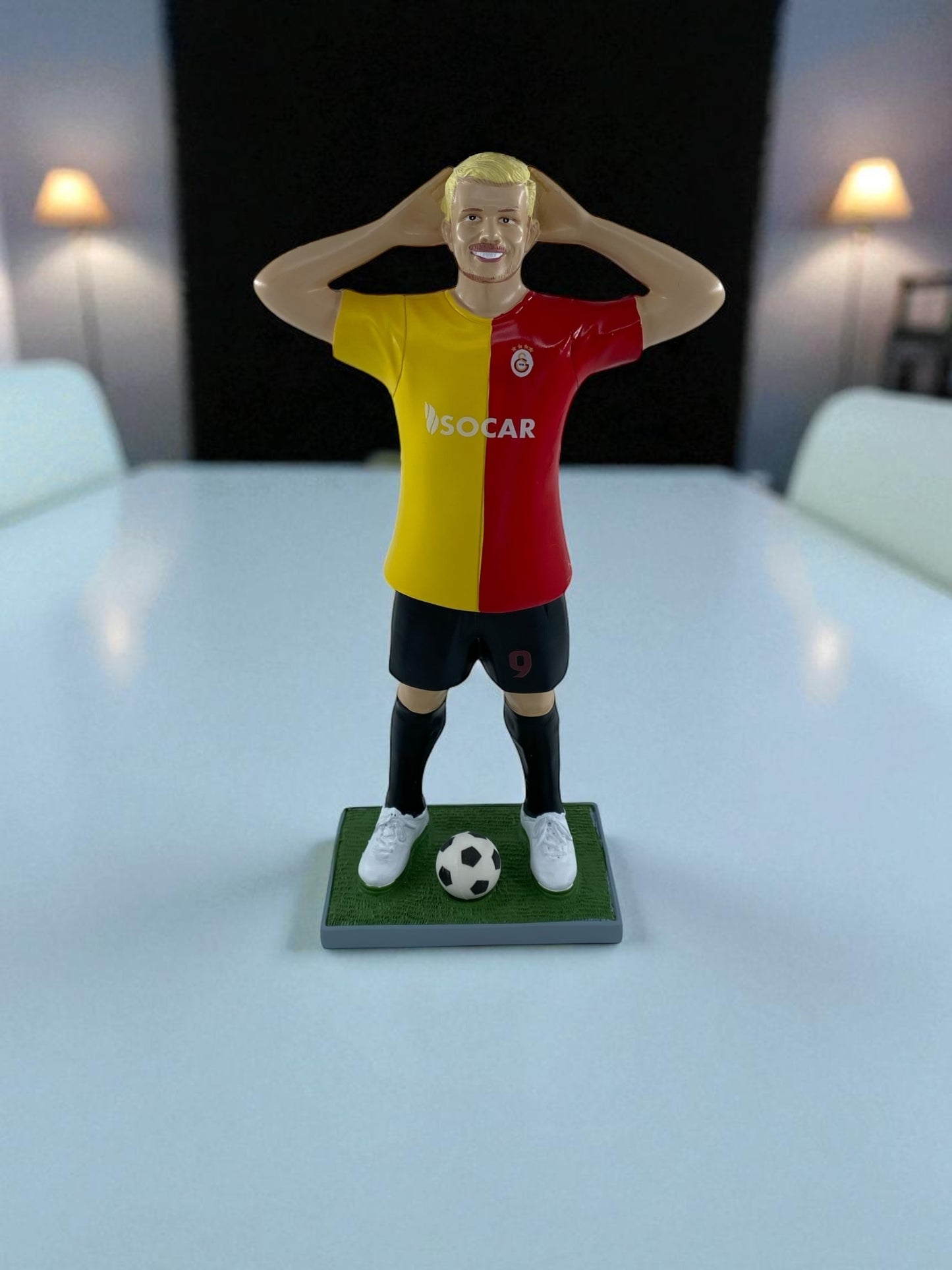 Büyük Boy 28 cm İcardi Galatasaray Biblo