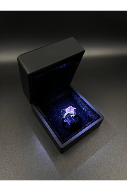 Işıklı Yüzük Kutusunda Kalpli Pandora Ciddi İlişki Yüzüği