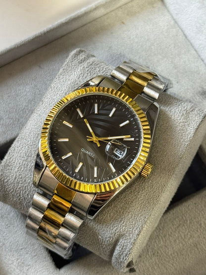 Kişiye Özel Kordonu İsim Yazılır Çelik Saat Siyah Altın-Gümüş