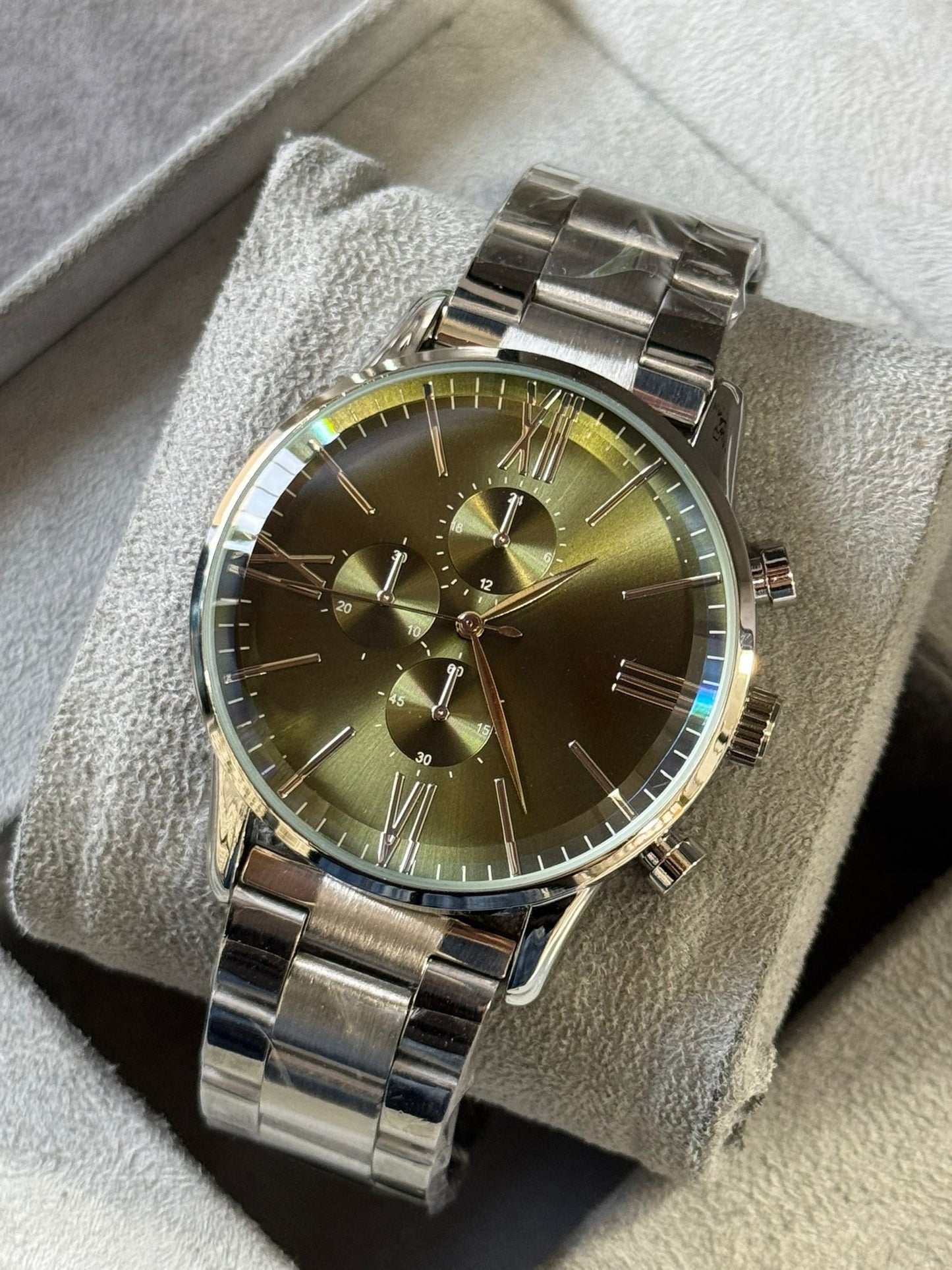 Kişiye Özel Kordonu İsim Yazılır Saat Yeşil Gümüş