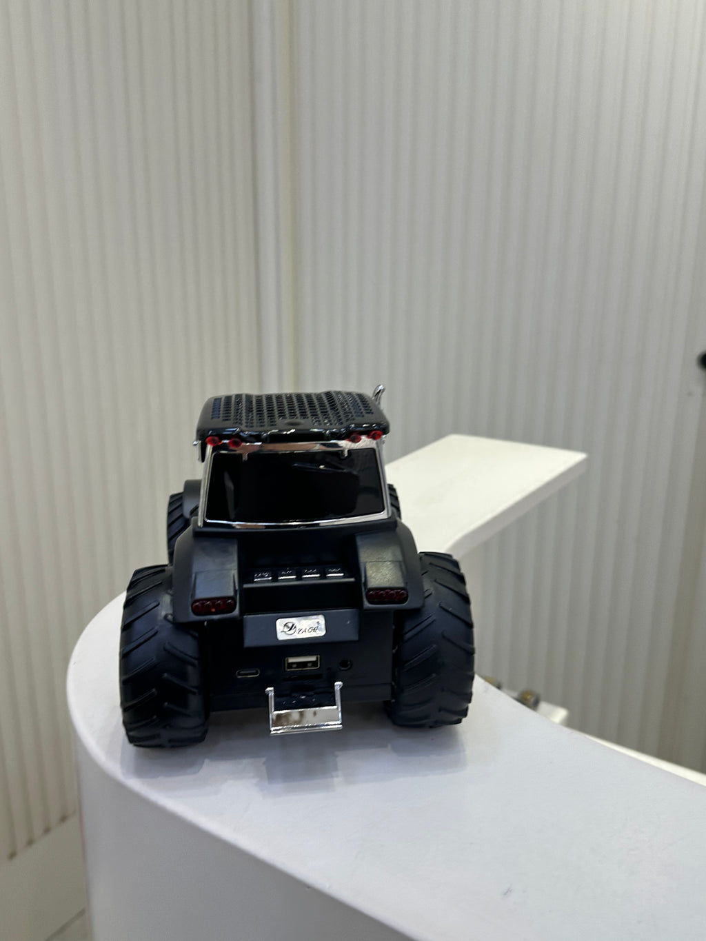 Traktör Model Bluetooth Araba Radyo 20 cm